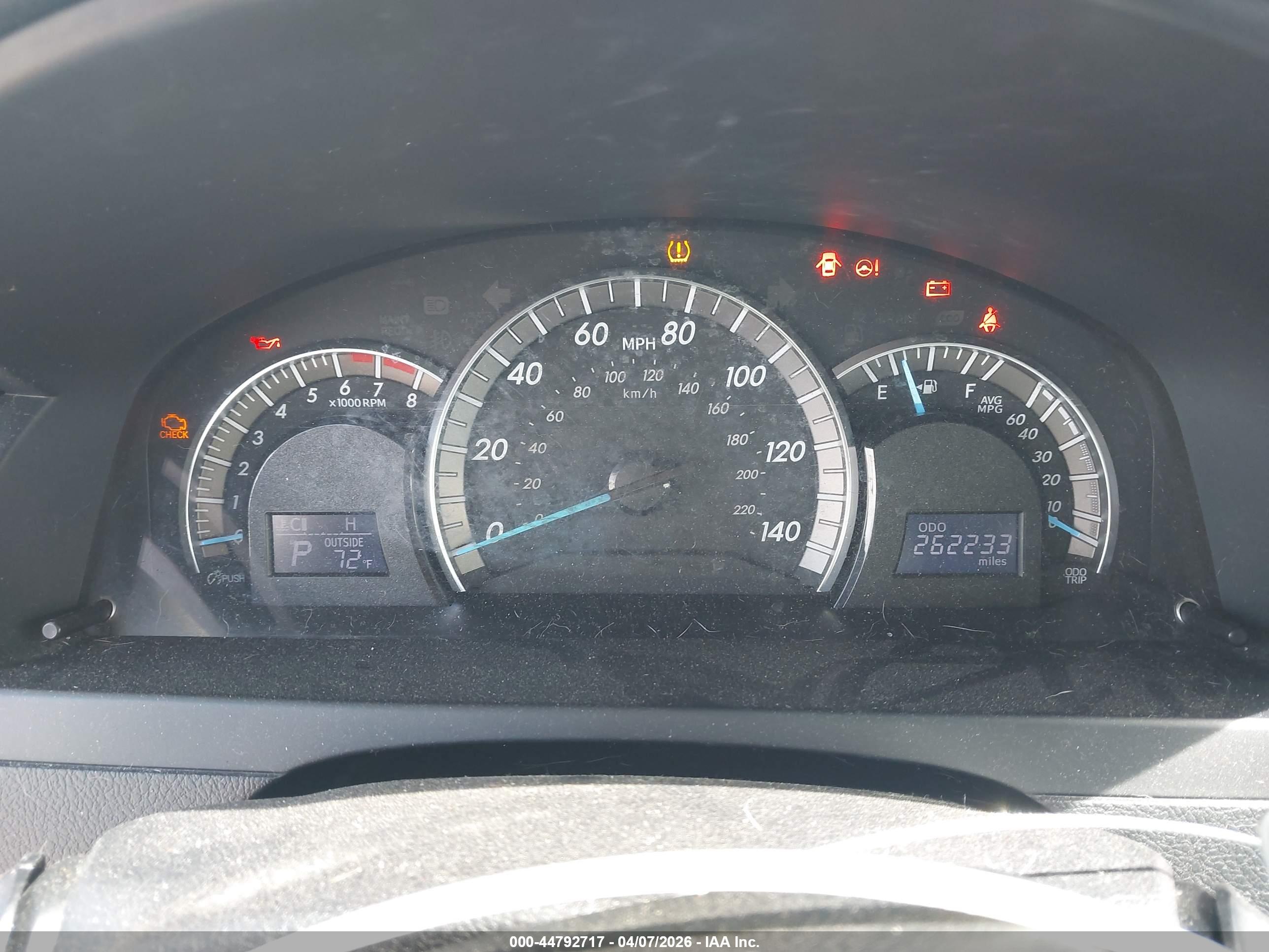 TOYOTA CAMRY image 7