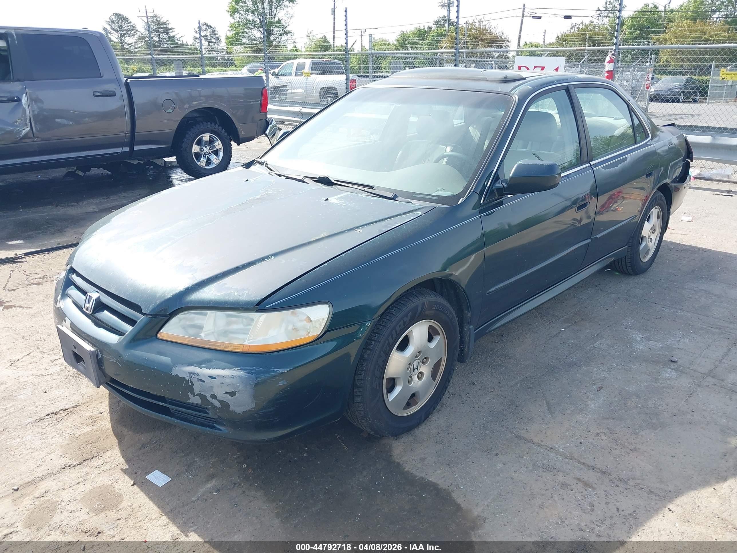 HONDA ACCORD image 2