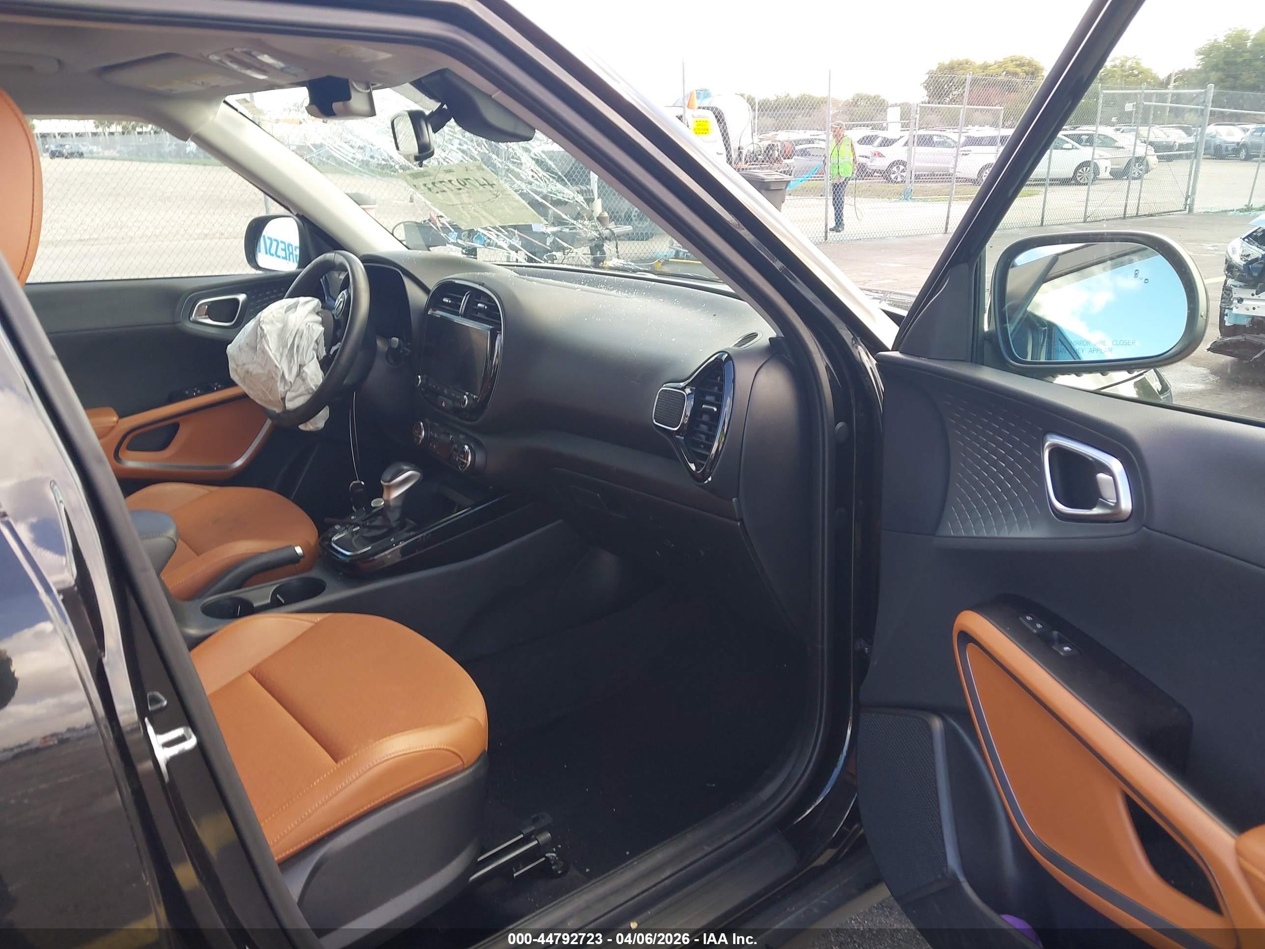 KIA SOUL image 5