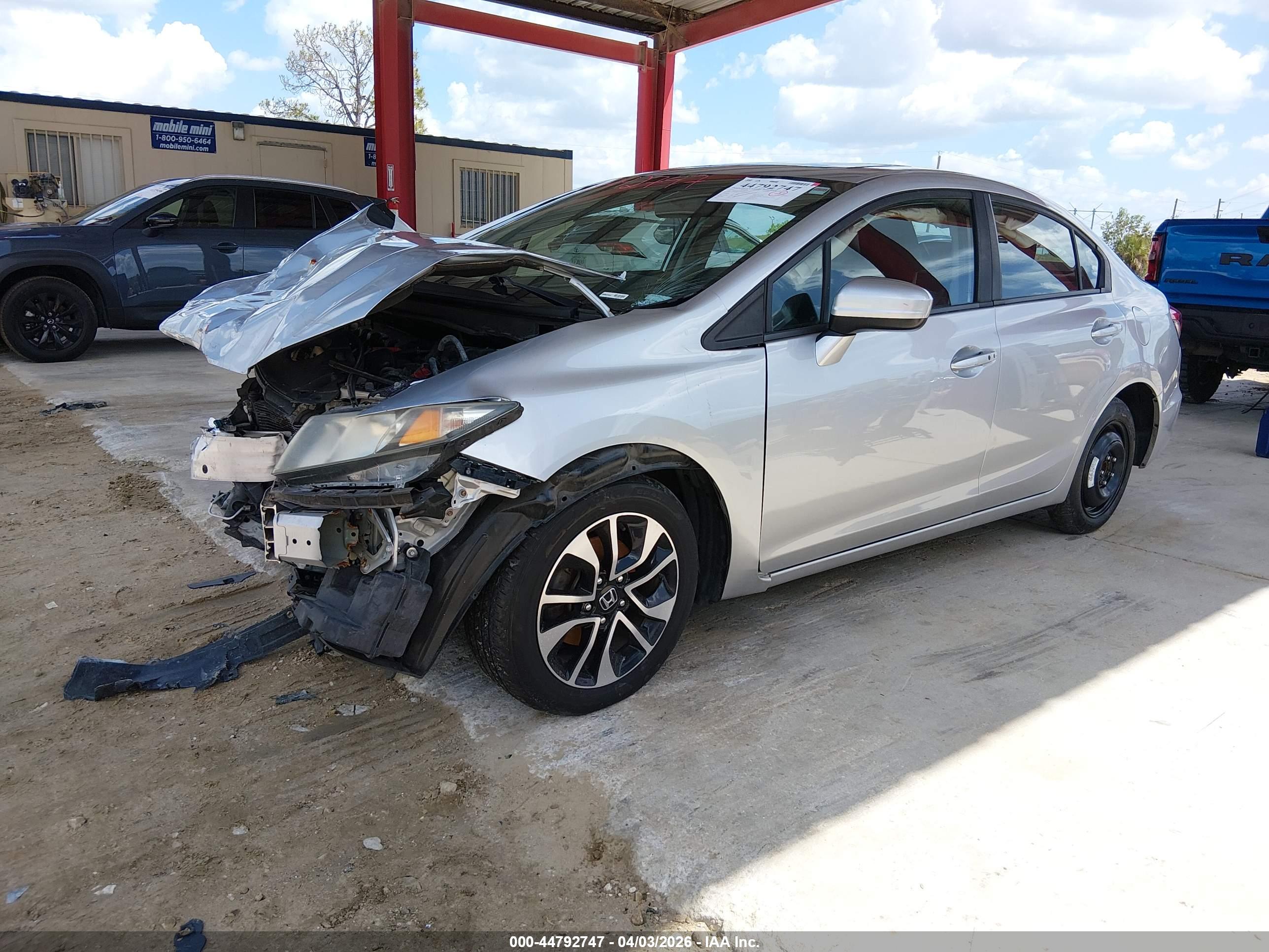 HONDA CIVIC image 2