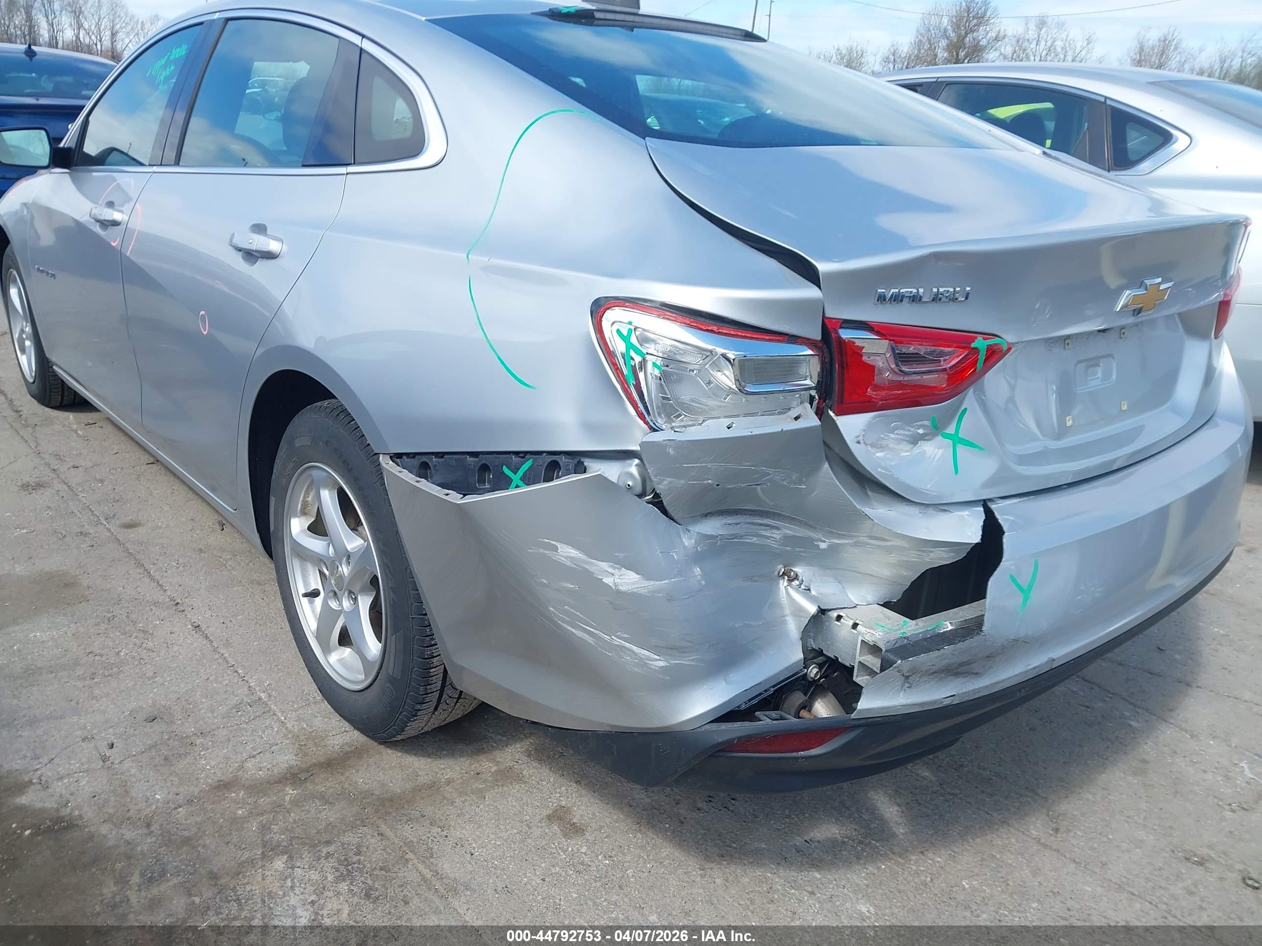 CHEVROLET MALIBU image 6