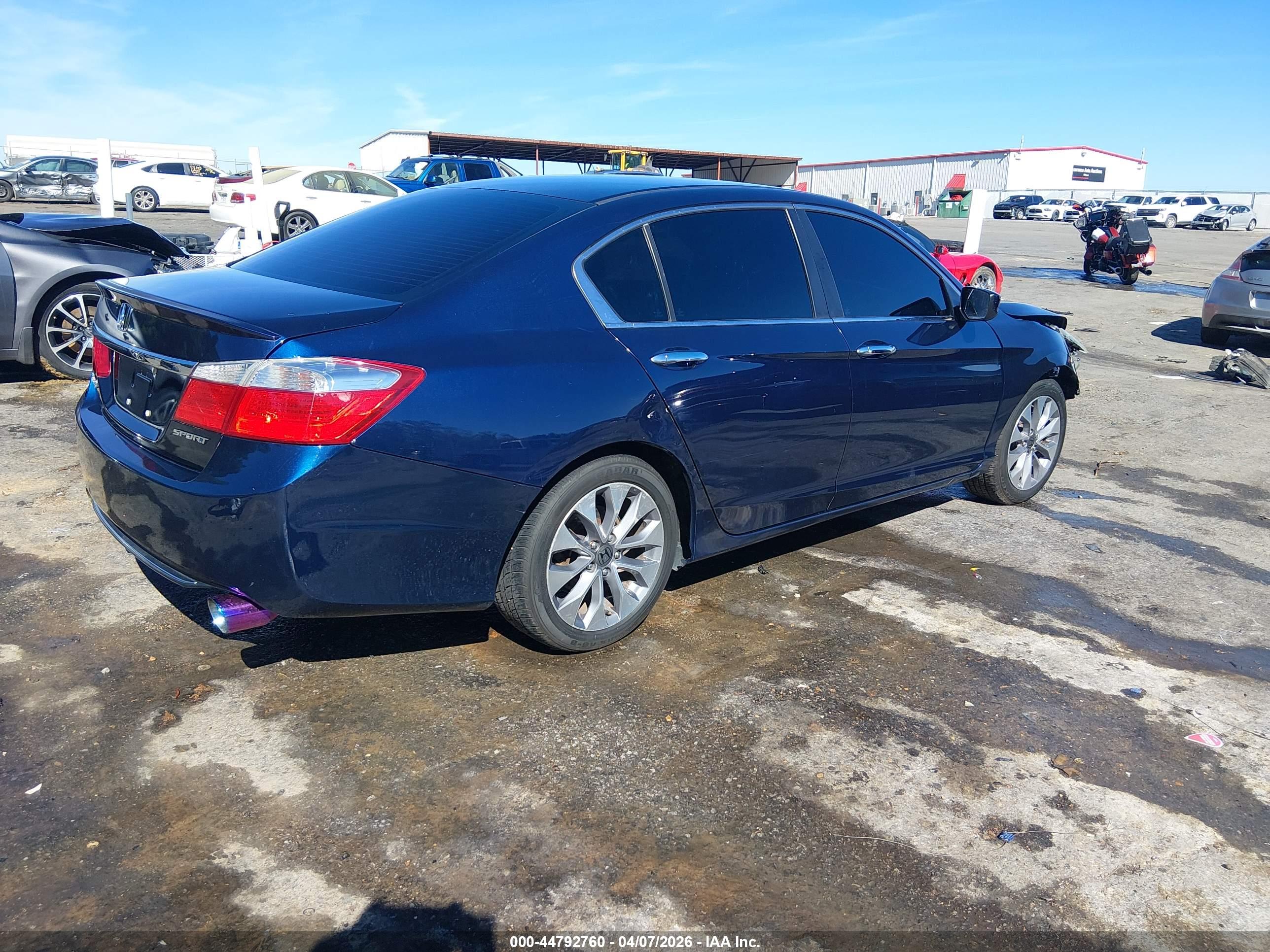 HONDA ACCORD image 4