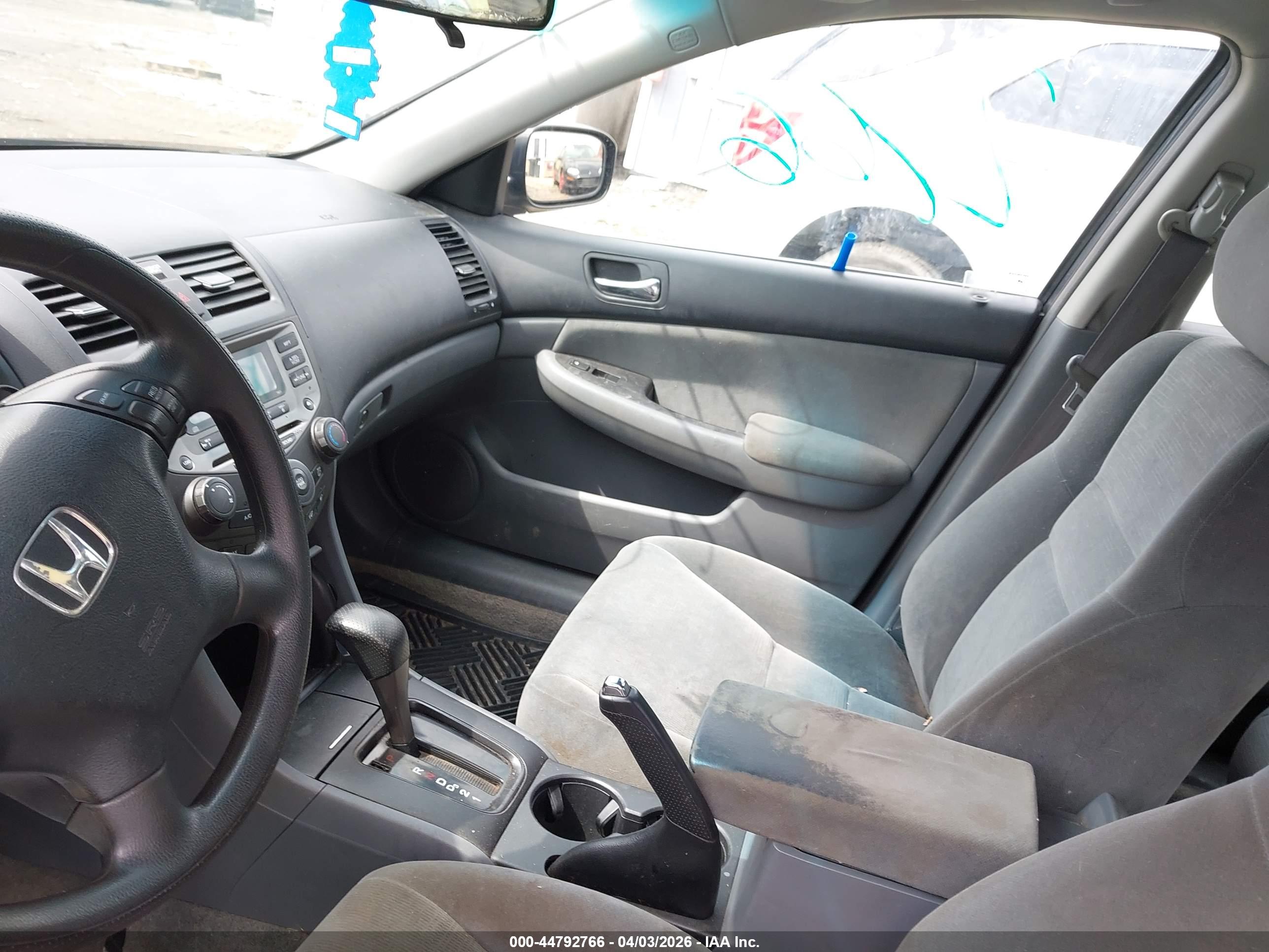 HONDA ACCORD image 5