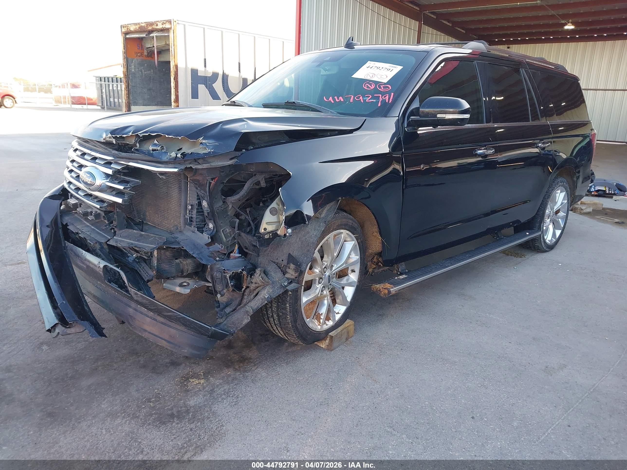 FORD EXPEDITION image 2