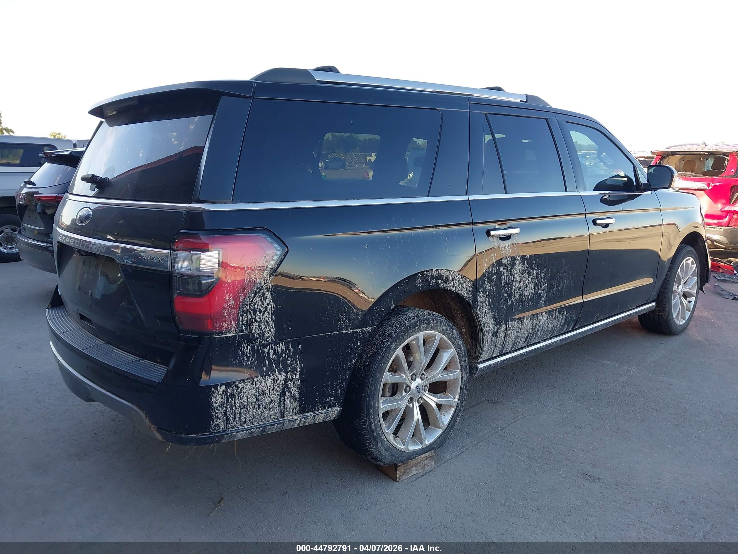 FORD EXPEDITION image 4