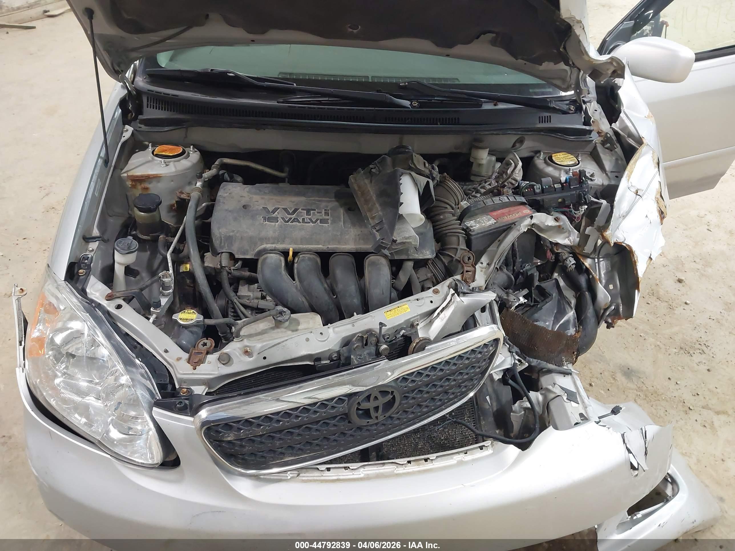 TOYOTA COROLLA image 10