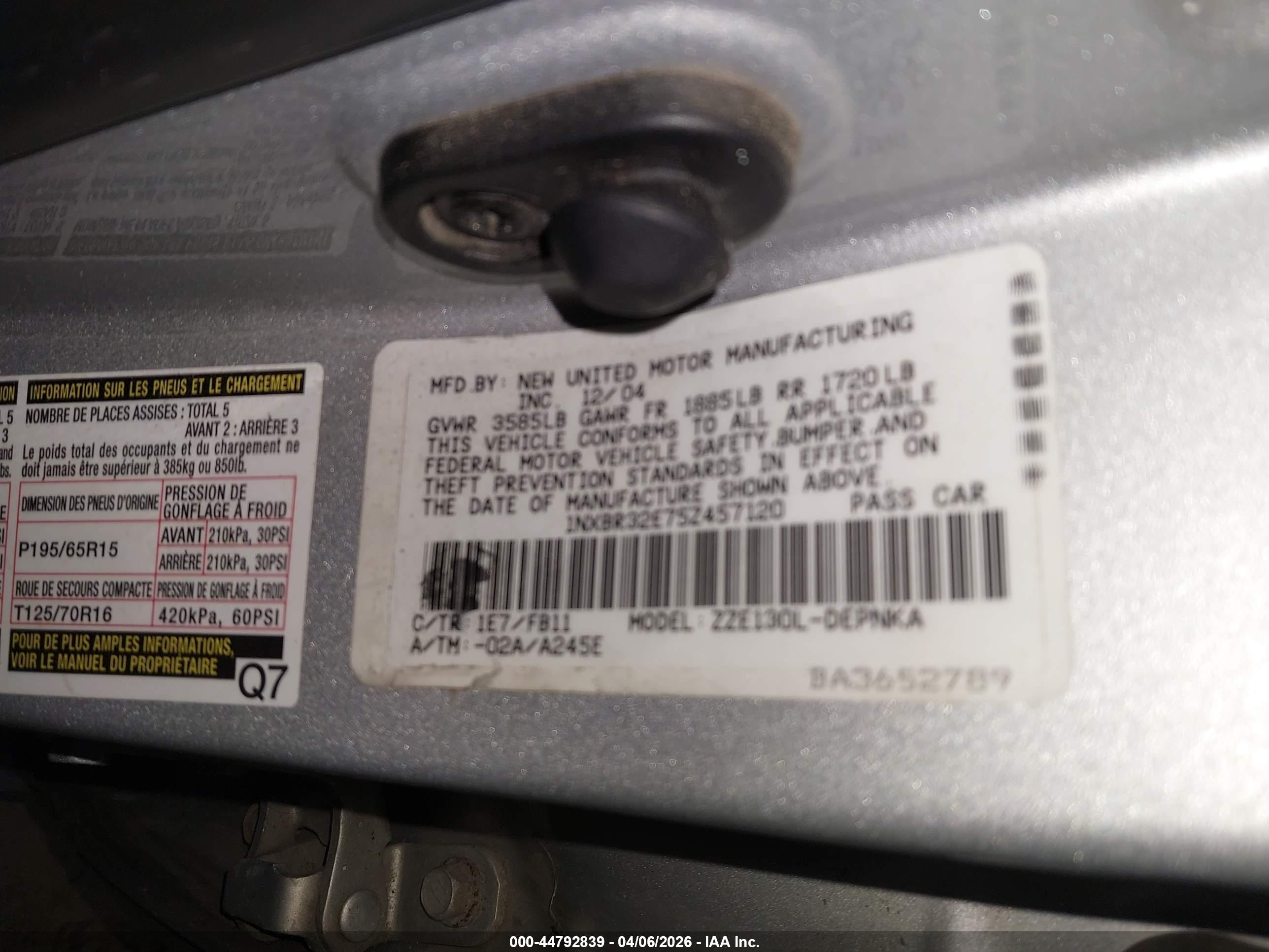 TOYOTA COROLLA image 9