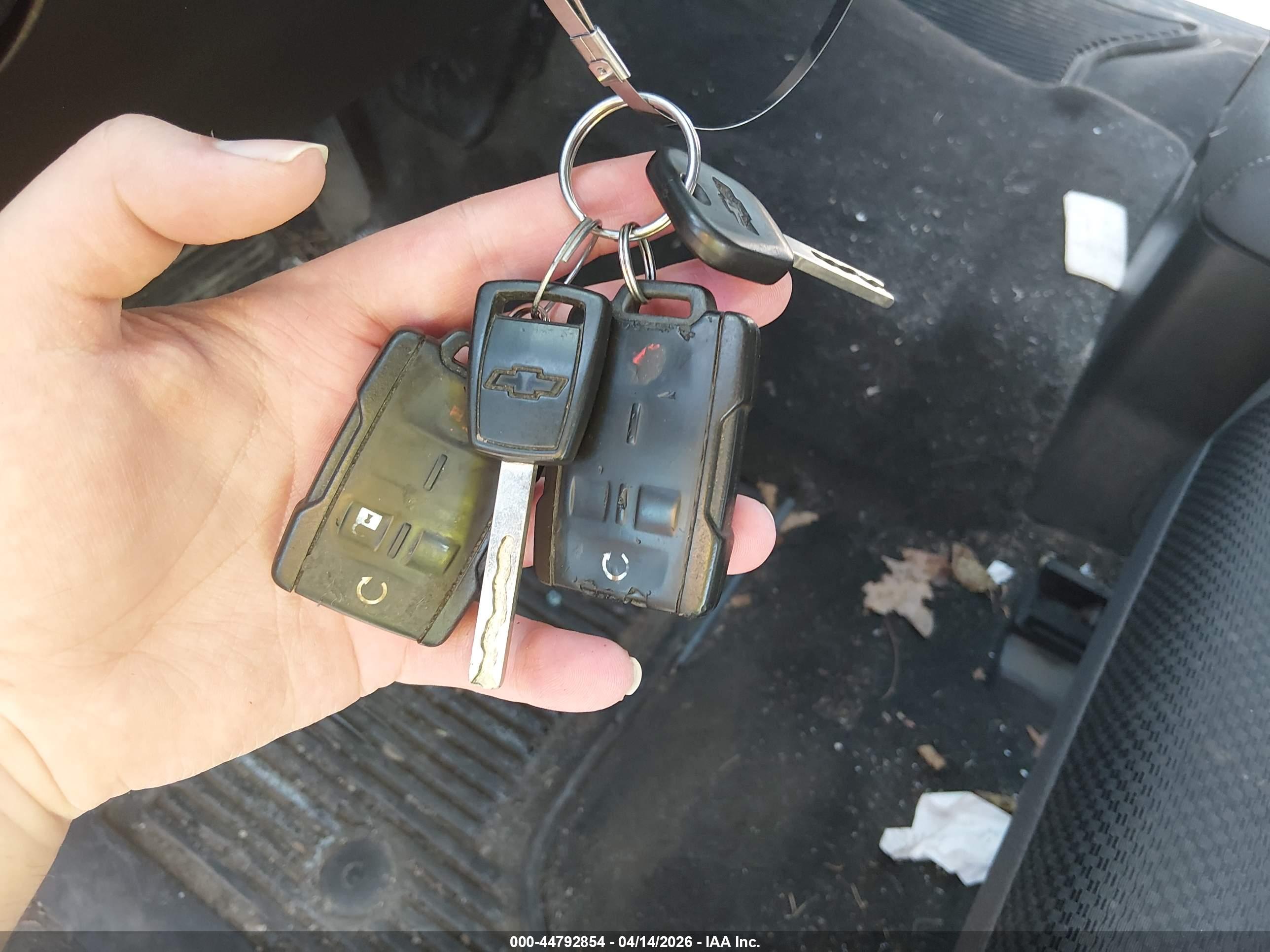 CHEVROLET SILVERADO image 11