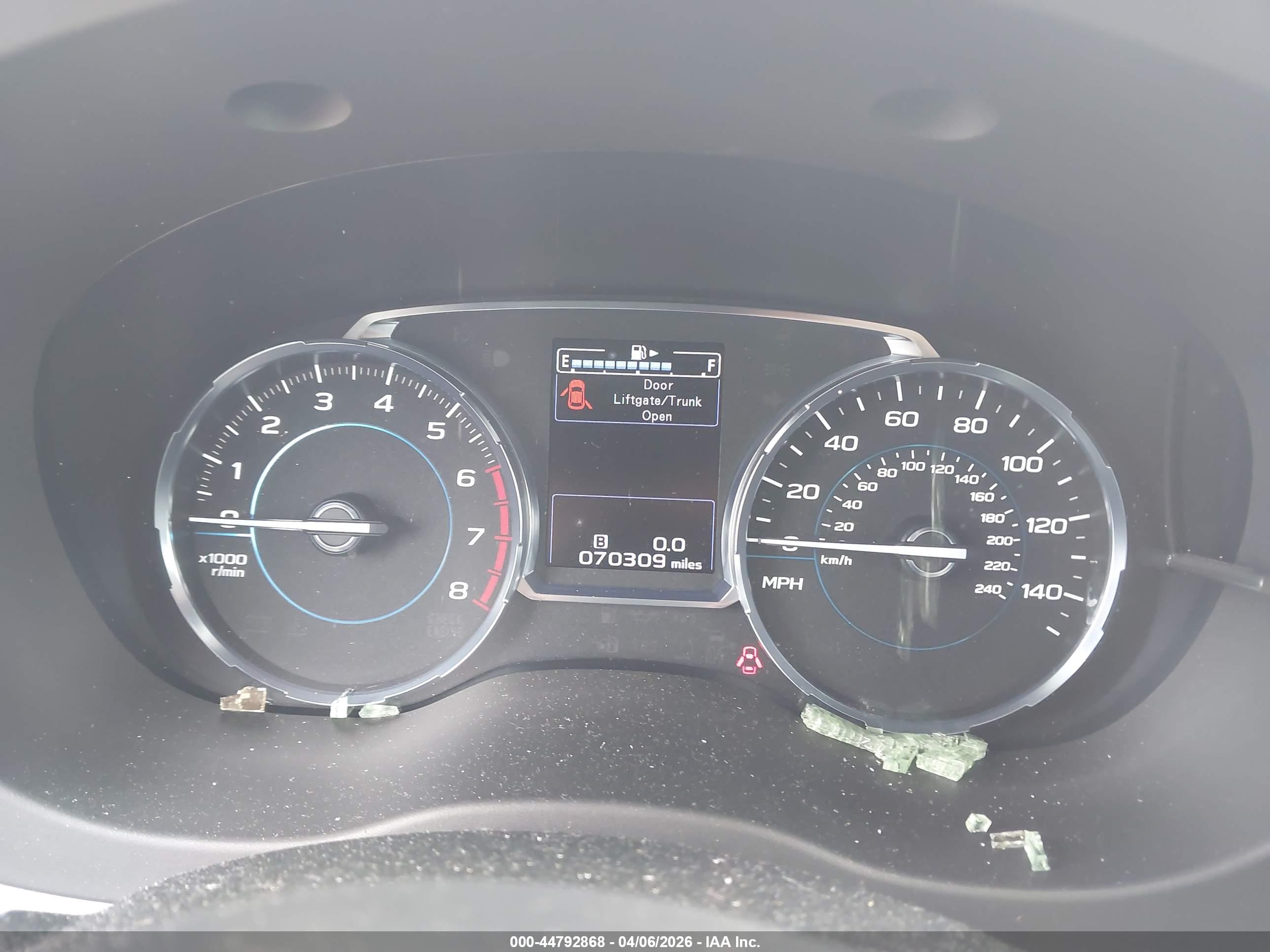 SUBARU FORESTER image 7