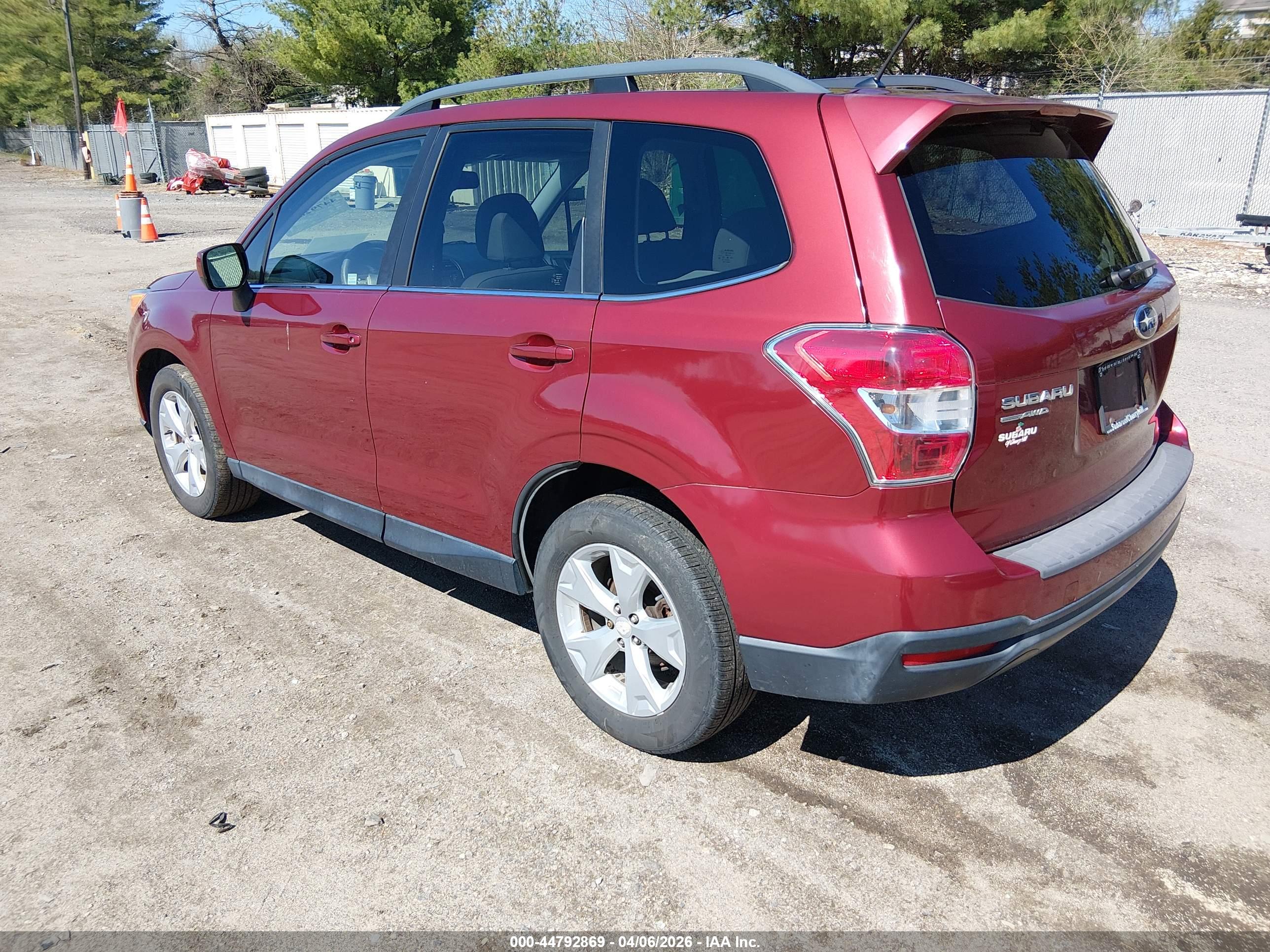 SUBARU FORESTER image 3