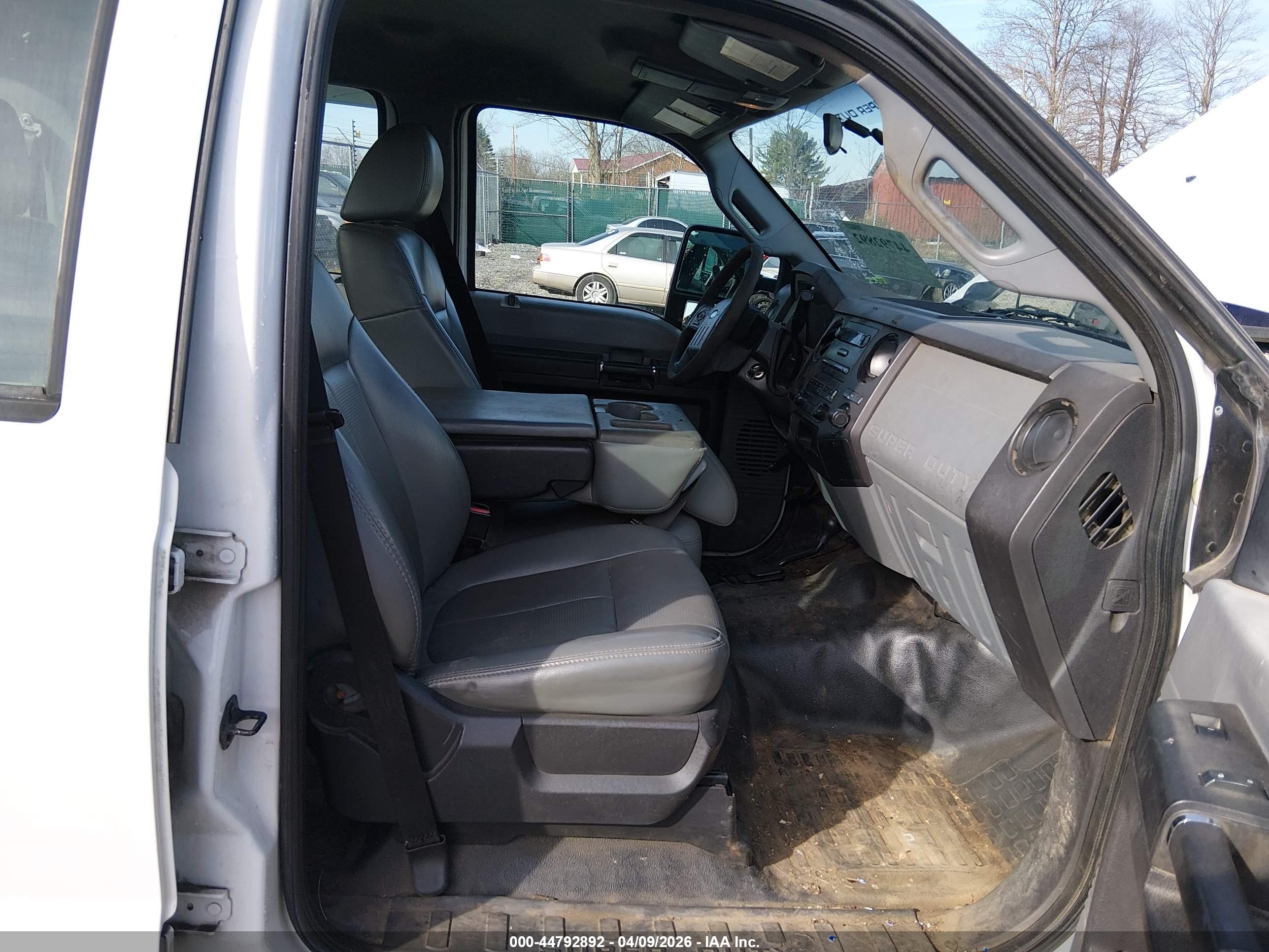 FORD F-350 image 7