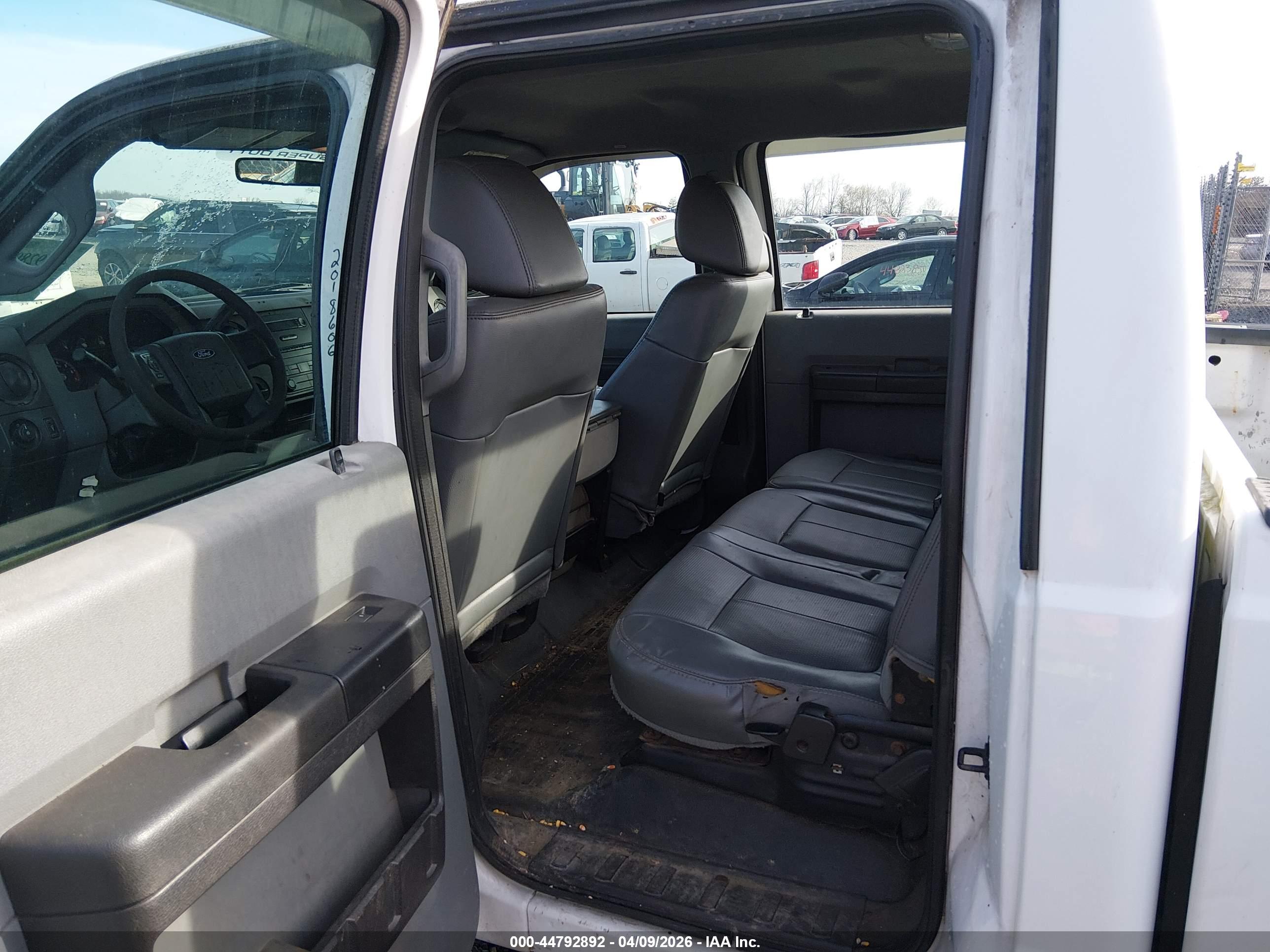 FORD F-350 image 8