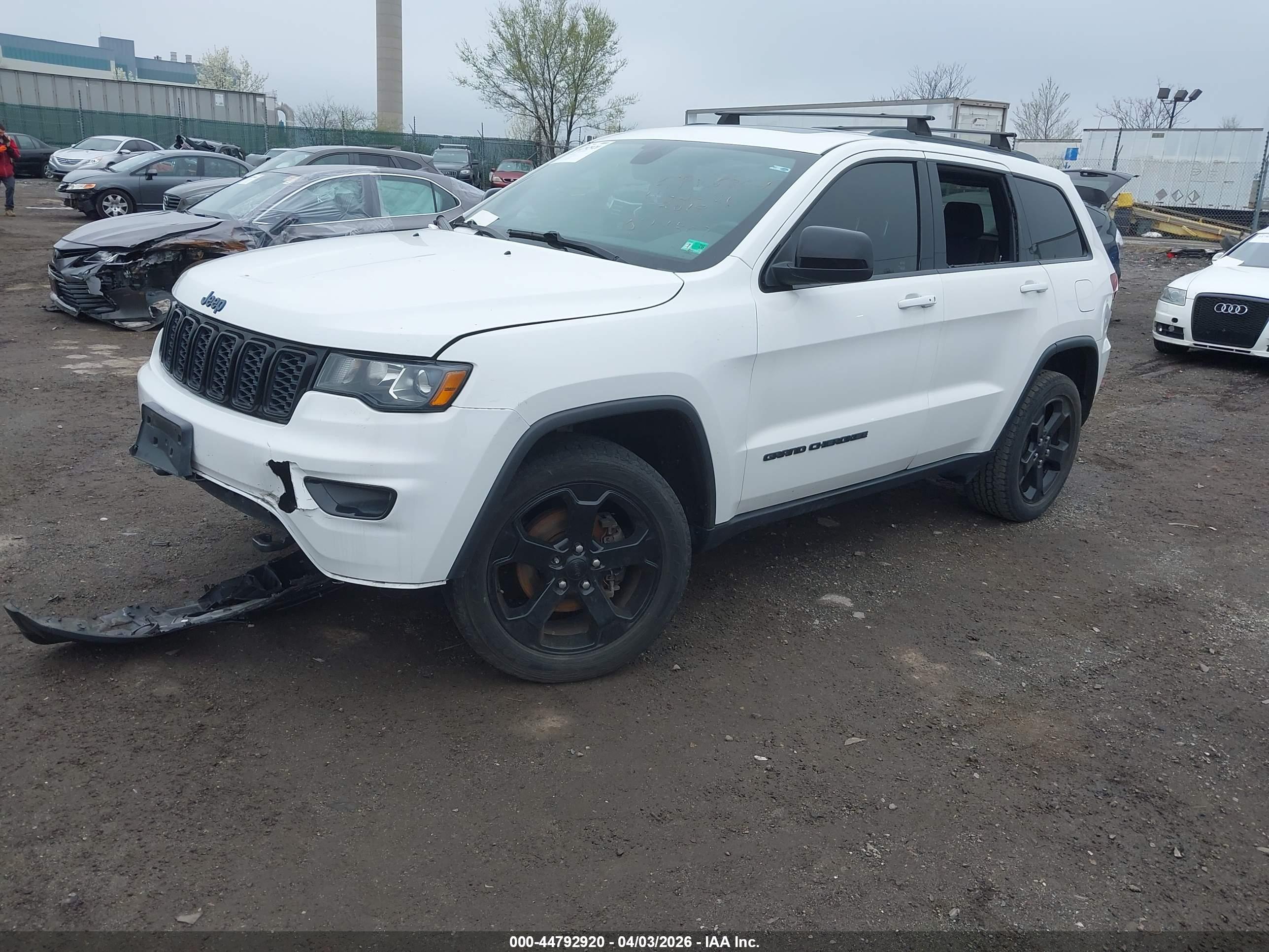 JEEP GRAND image 2
