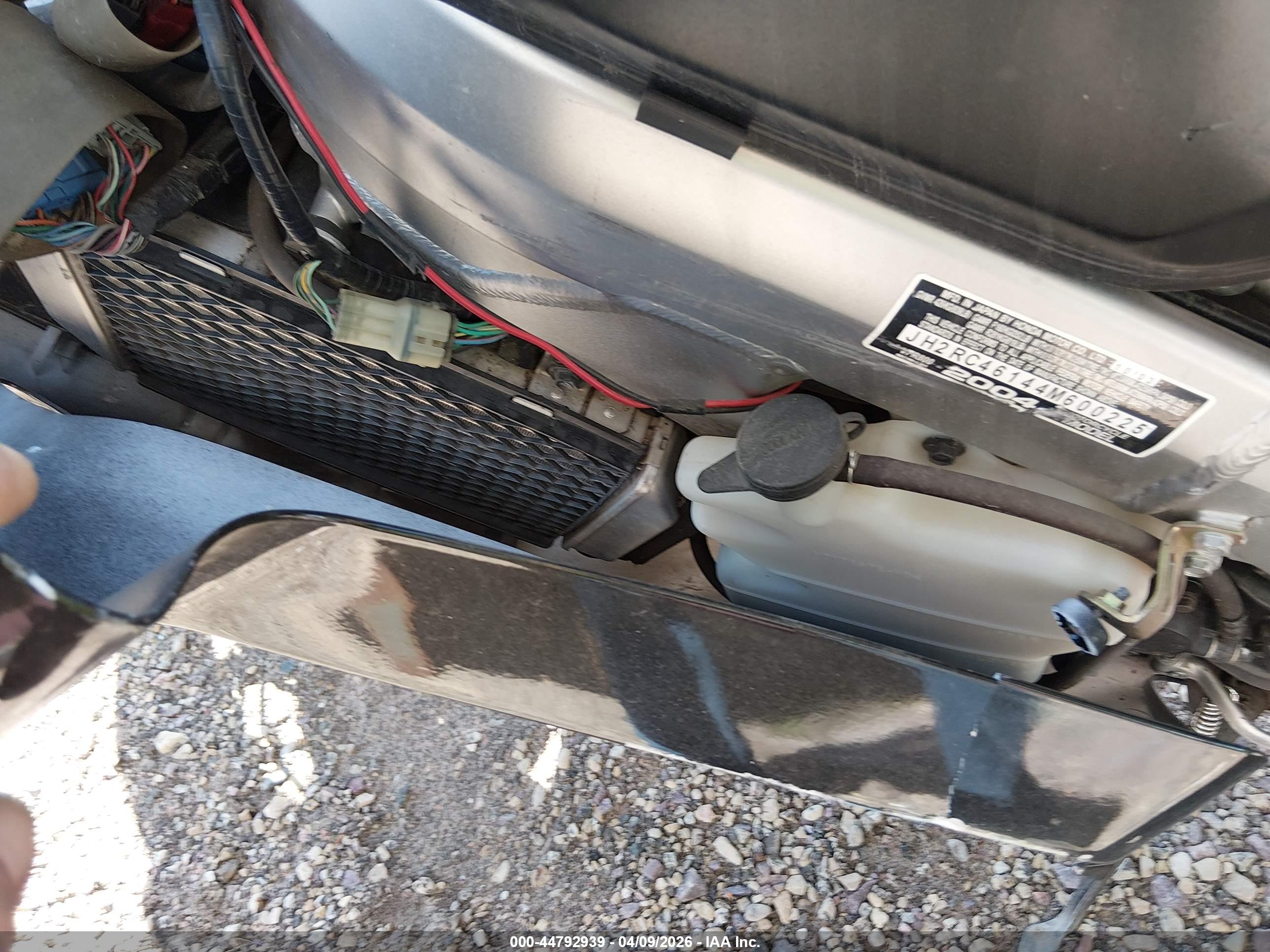 HONDA VFR800 image 9