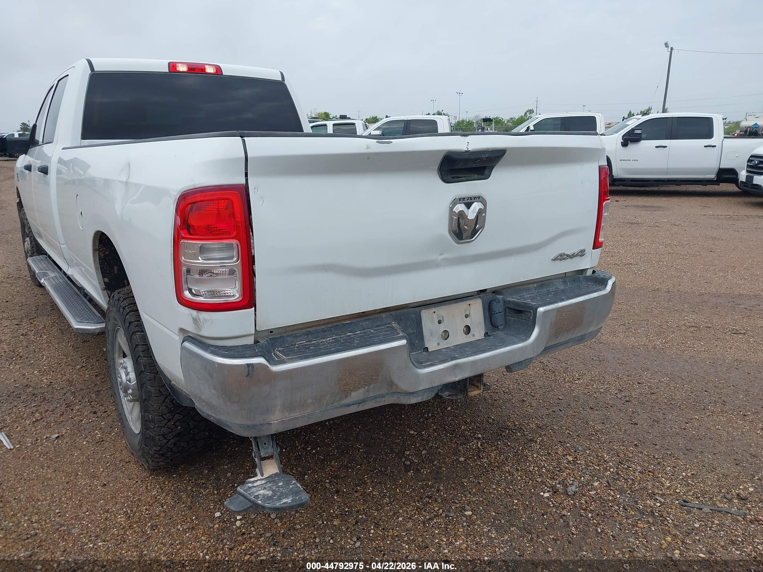 RAM 2500 image 6