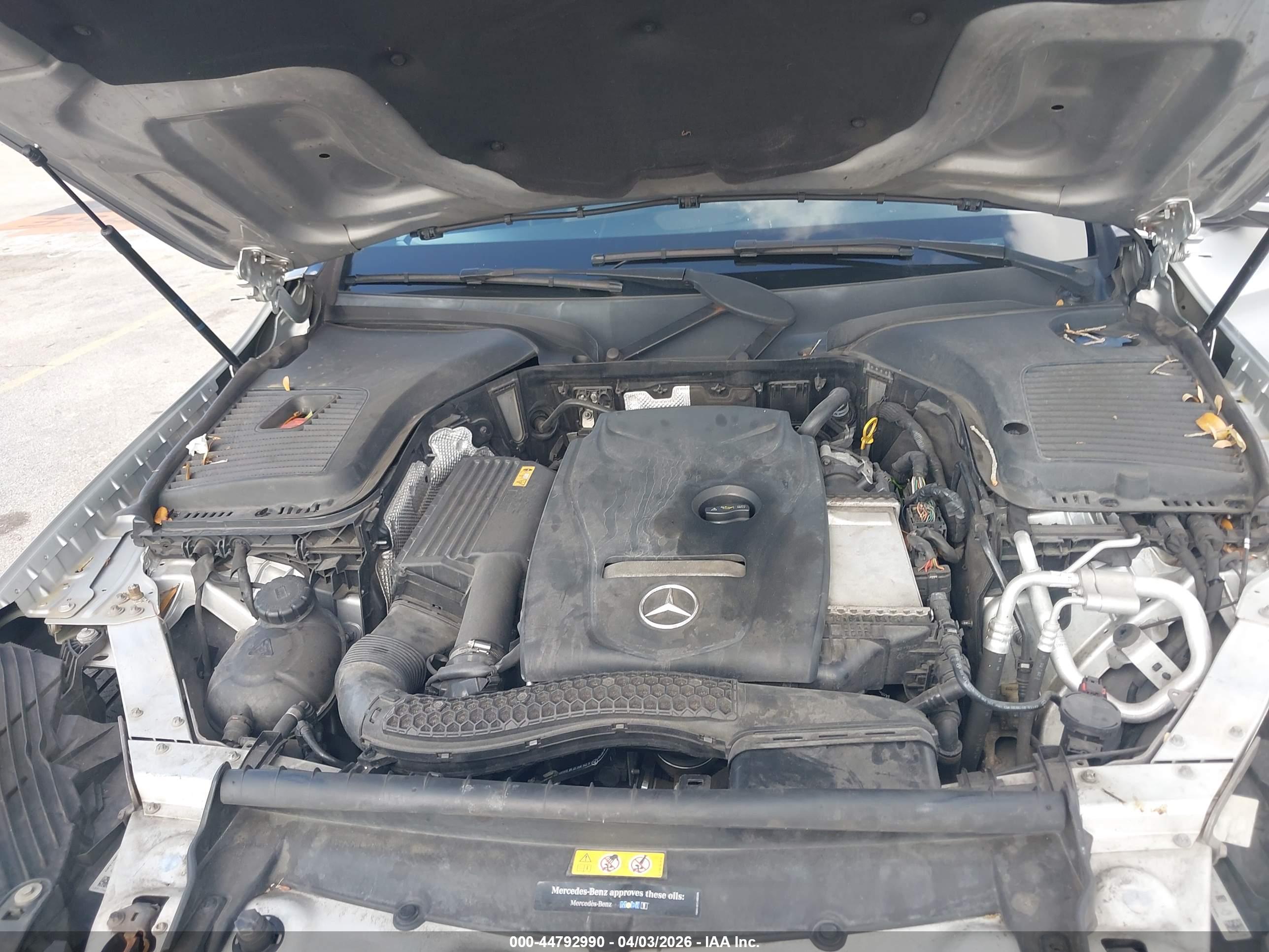 MERCEDES-BENZ GLC image 10