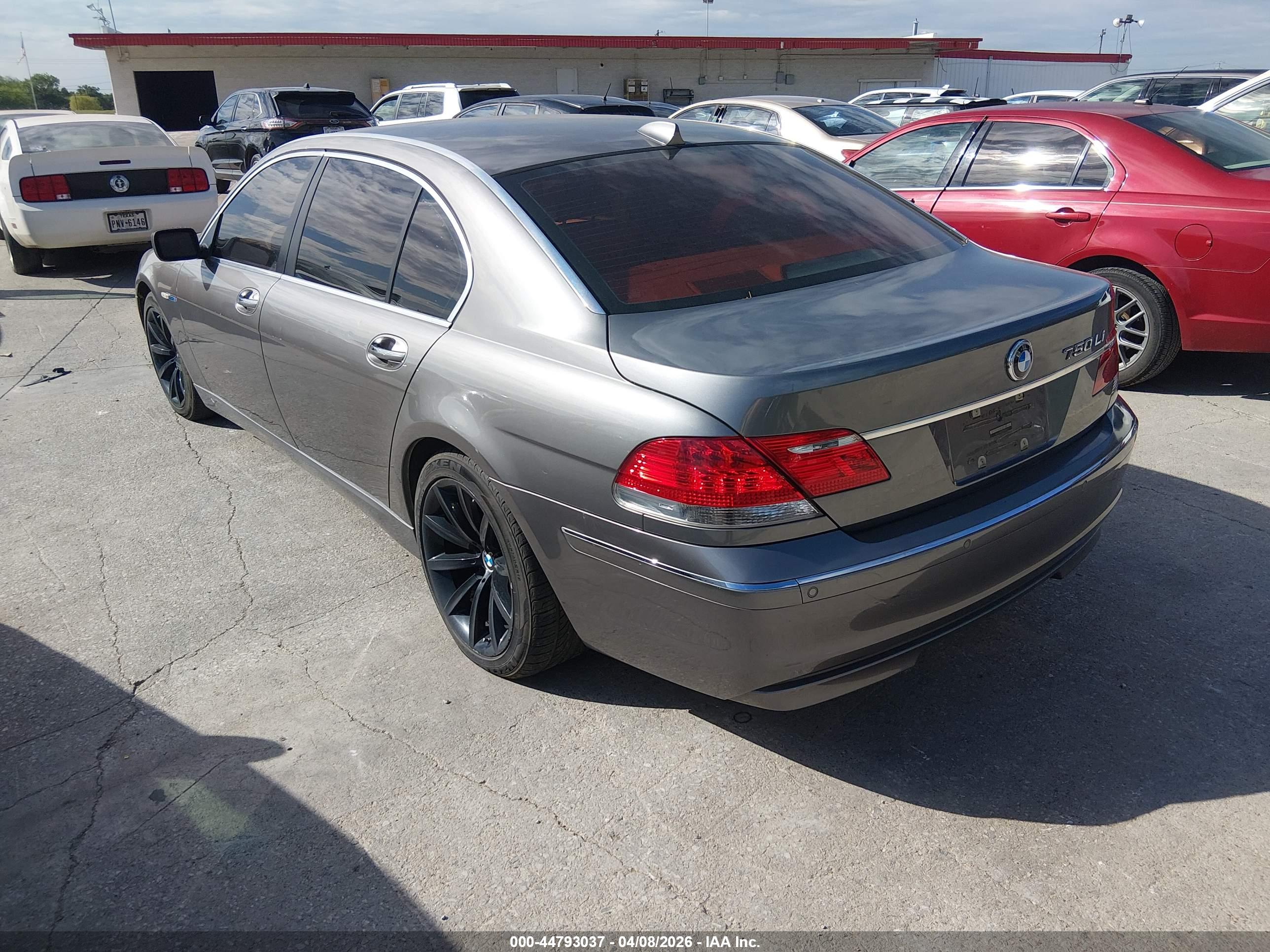 BMW 750LI image 3