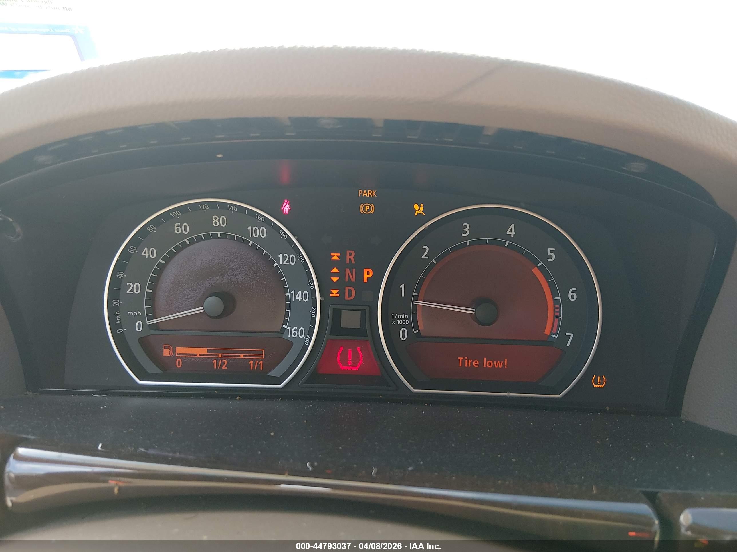 BMW 750LI image 7