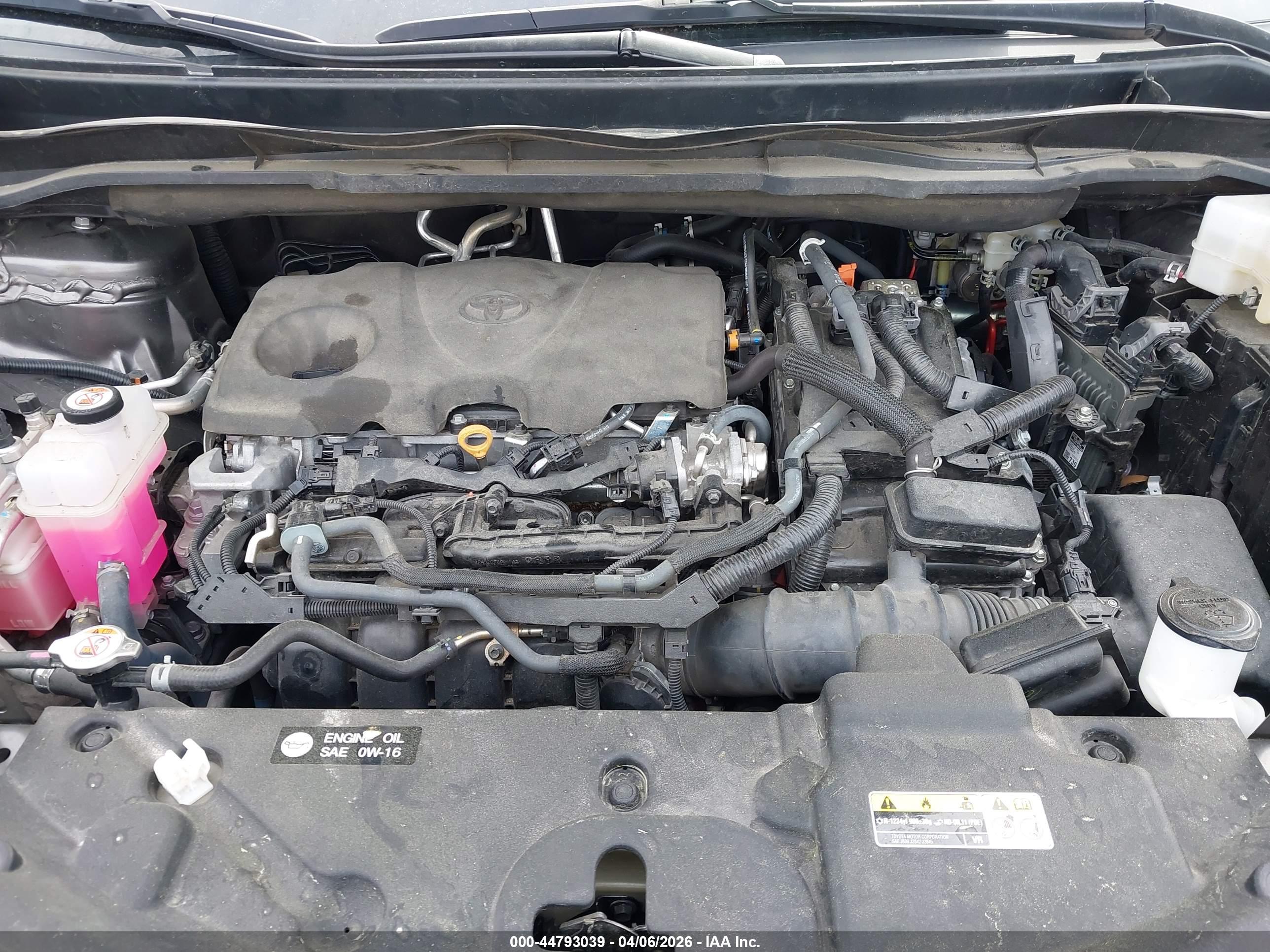 TOYOTA SIENNA image 10
