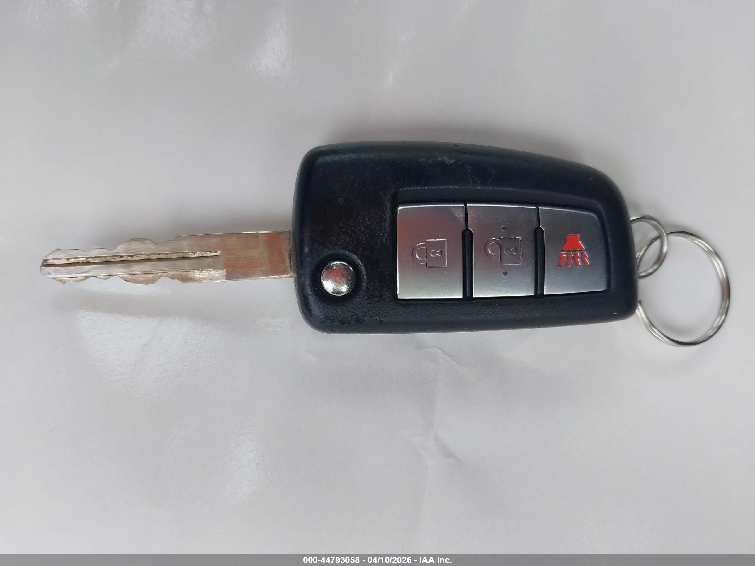 NISSAN ROGUE image 11
