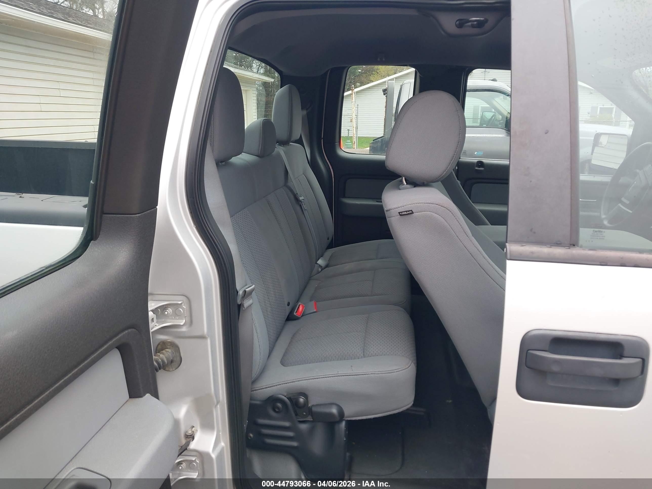 FORD F-150 image 8
