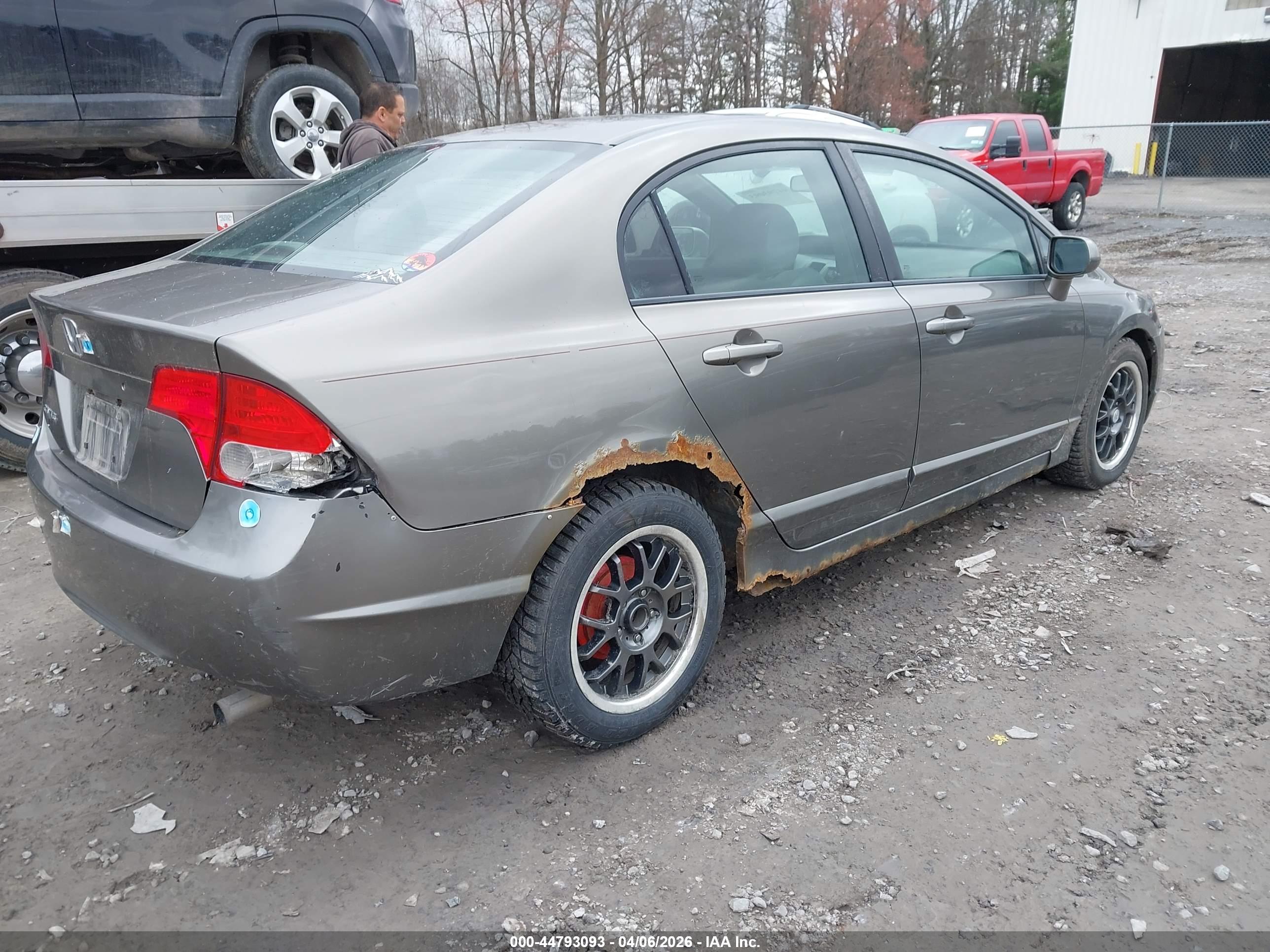 HONDA CIVIC image 4