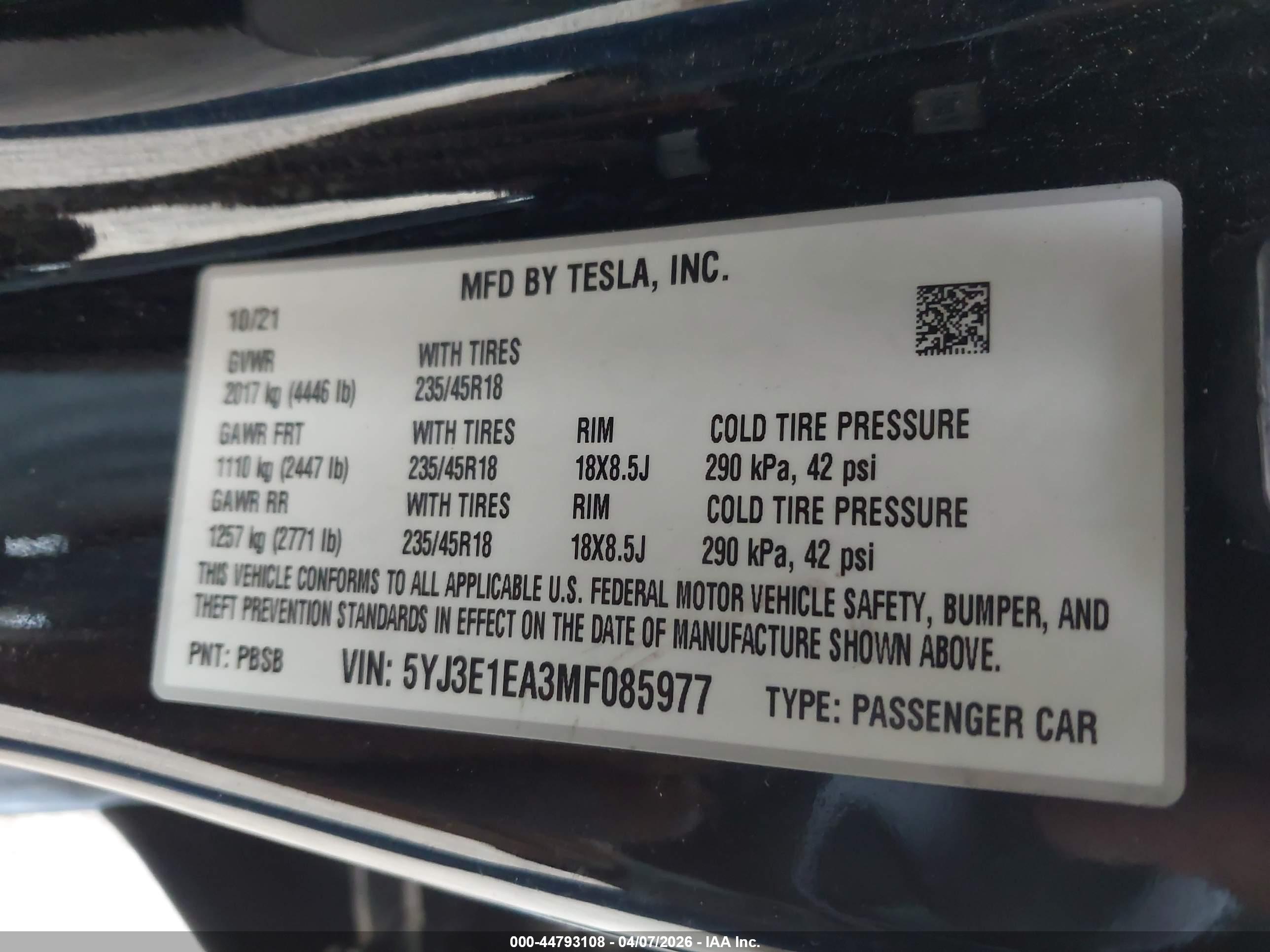 TESLA MODEL image 9