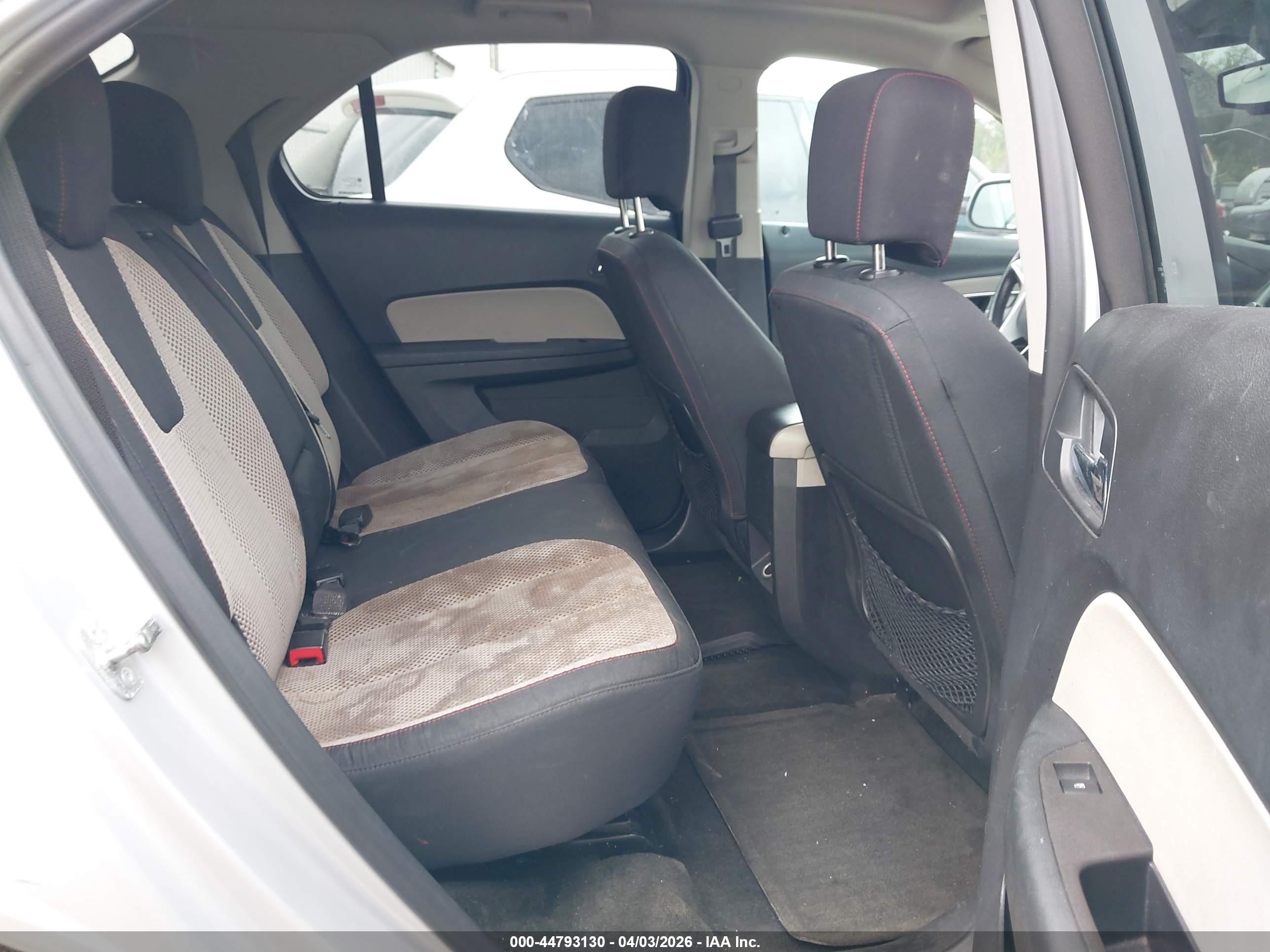 CHEVROLET EQUINOX image 8