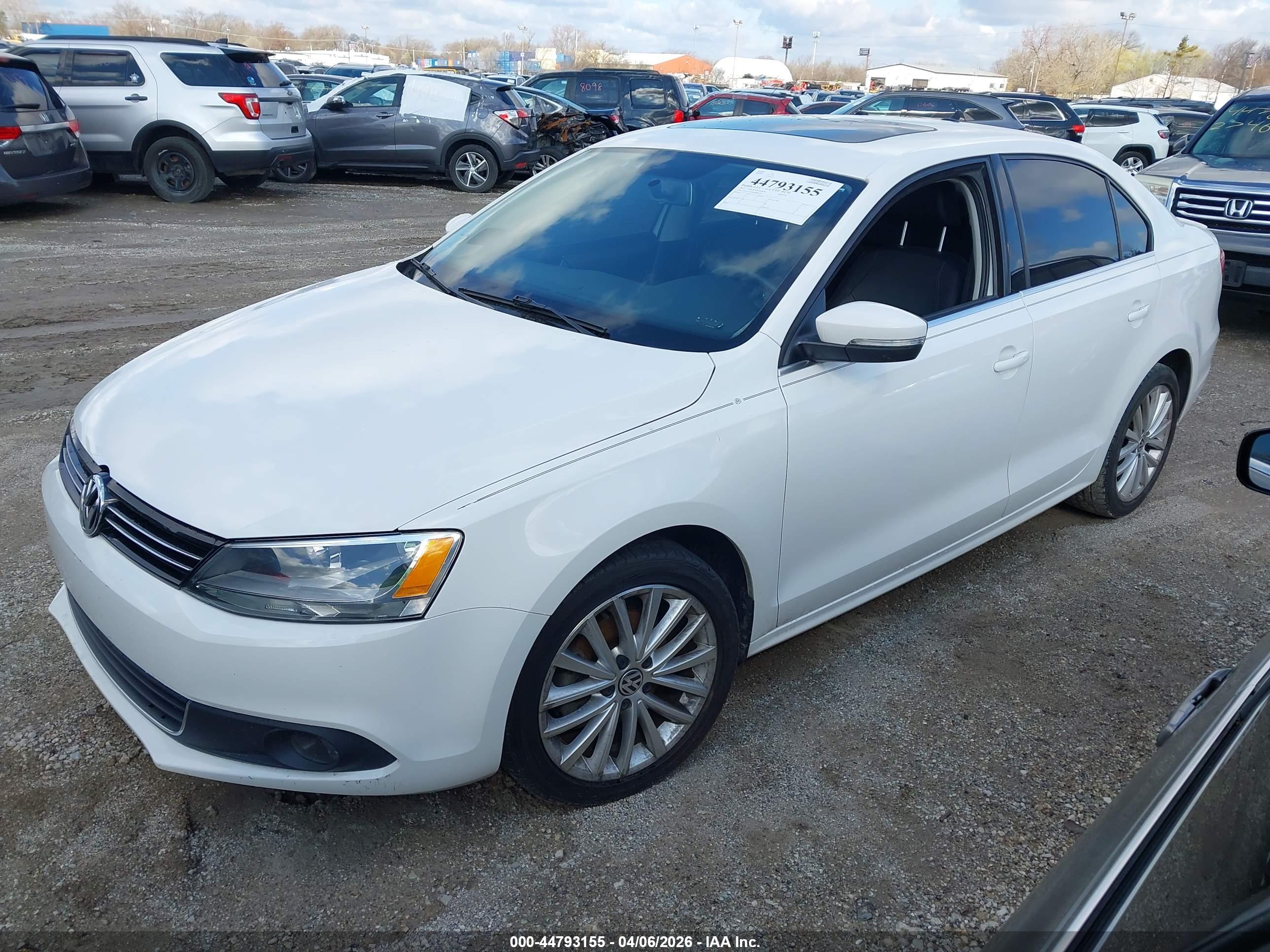 VOLKSWAGEN JETTA image 2