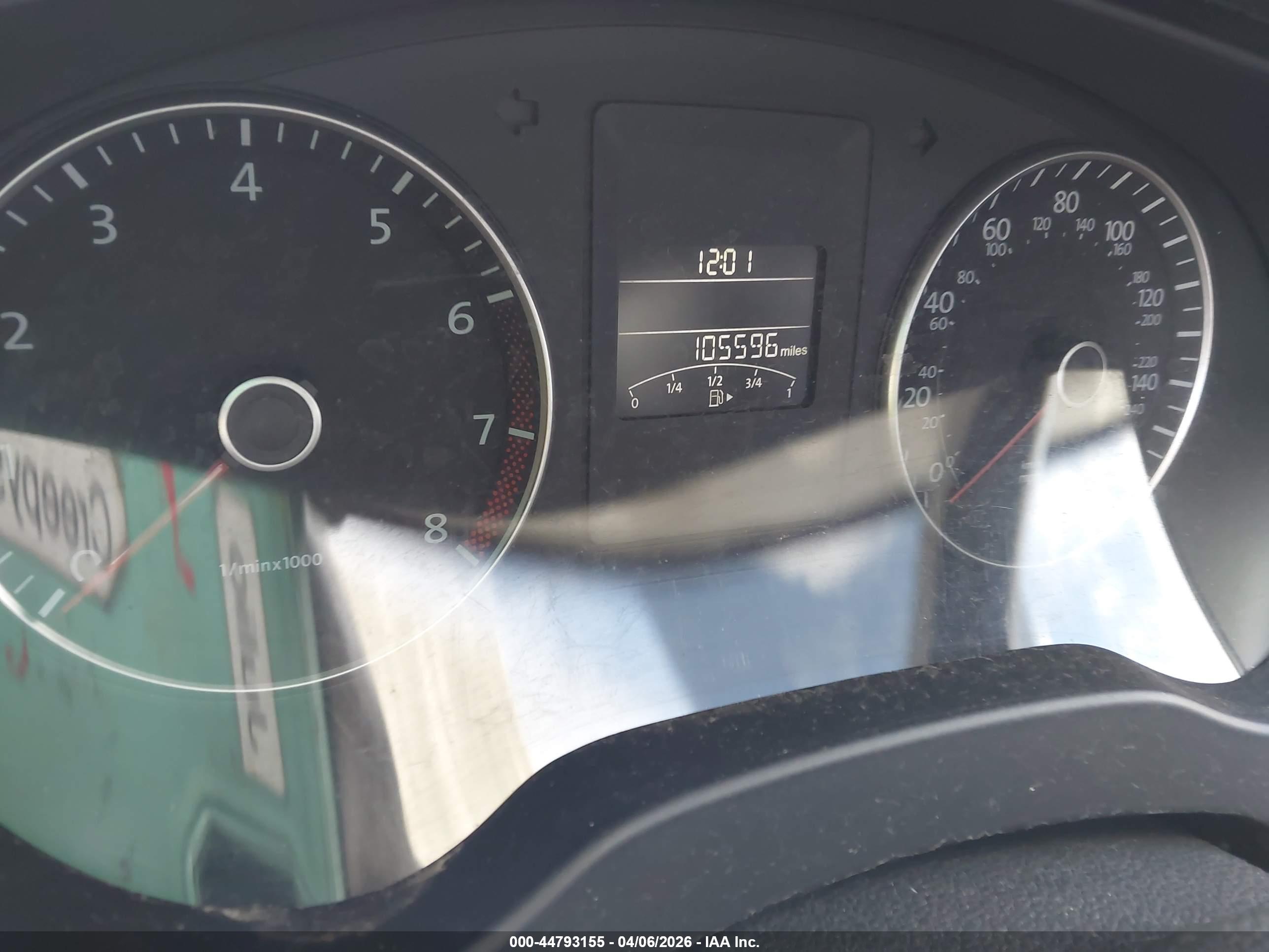 VOLKSWAGEN JETTA image 7