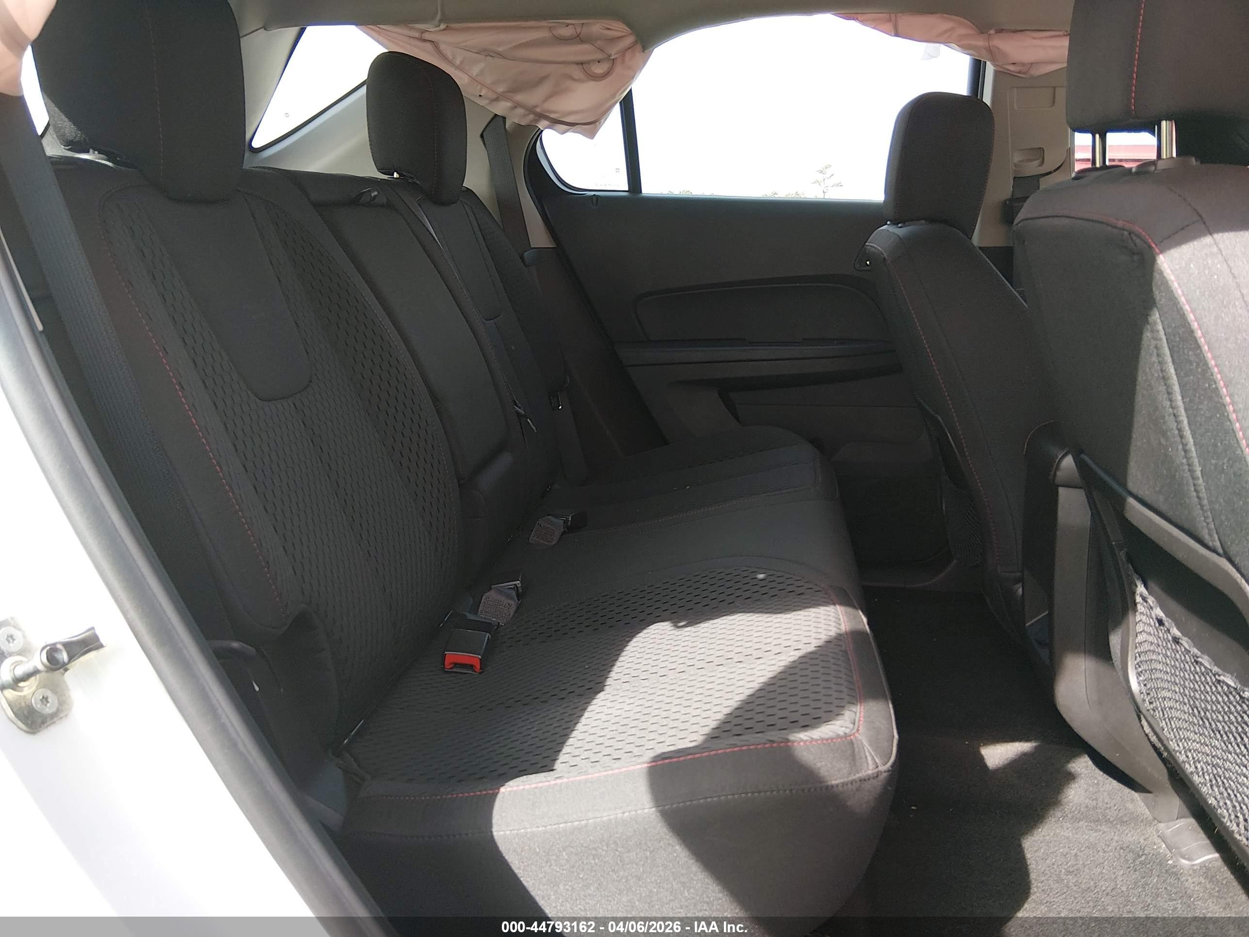 CHEVROLET EQUINOX image 8