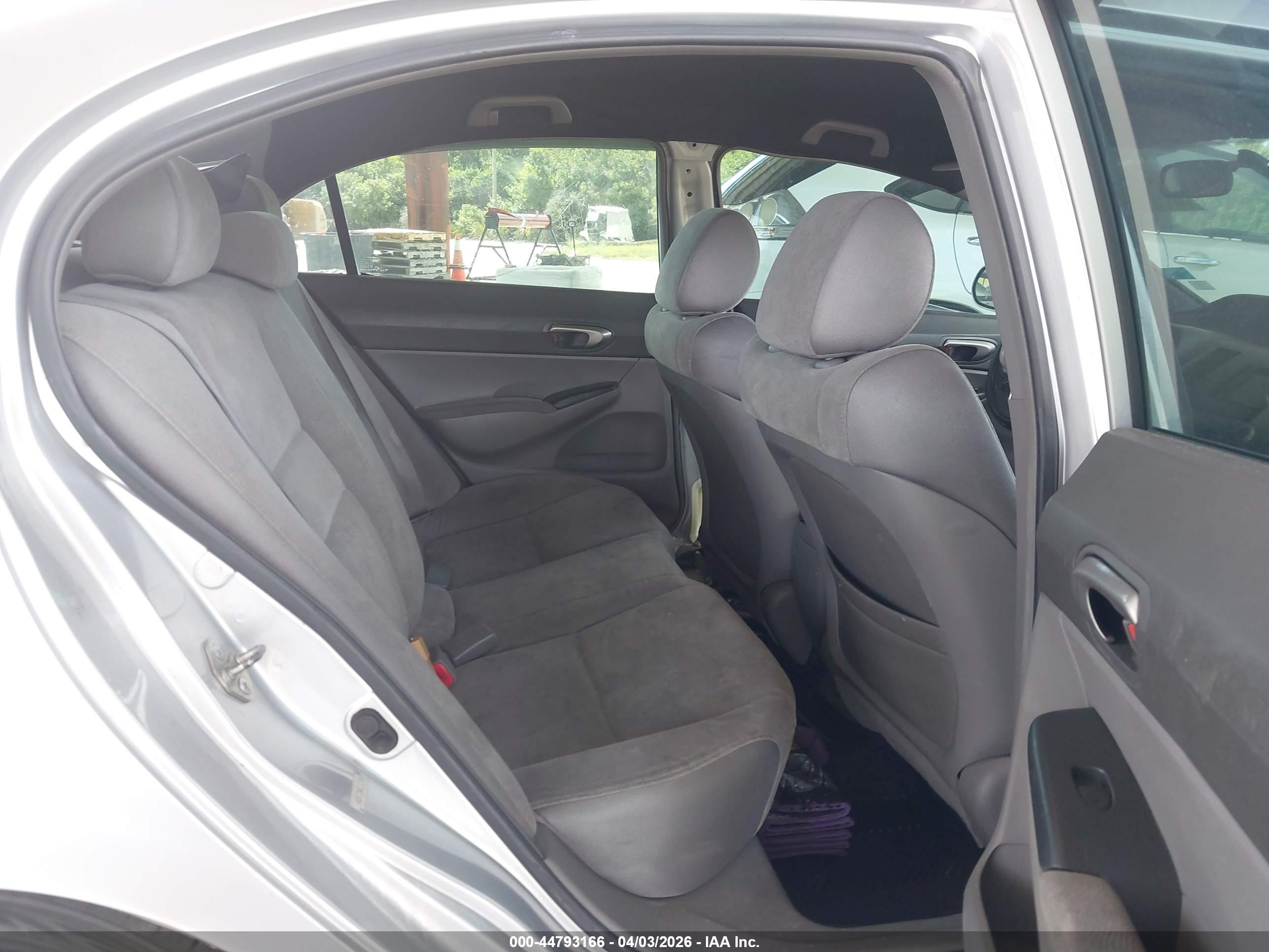 HONDA CIVIC image 8