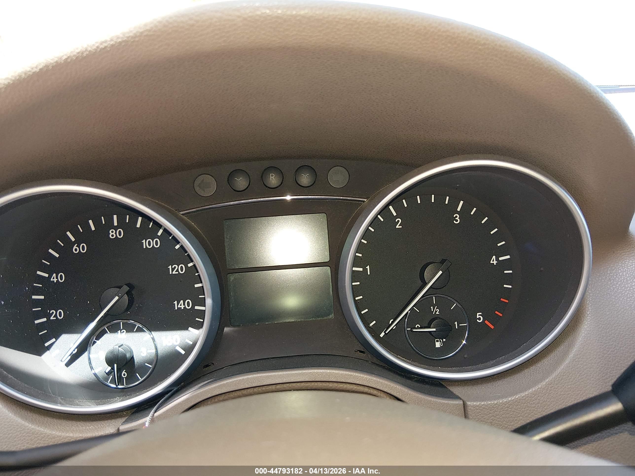 MERCEDES-BENZ ML image 7
