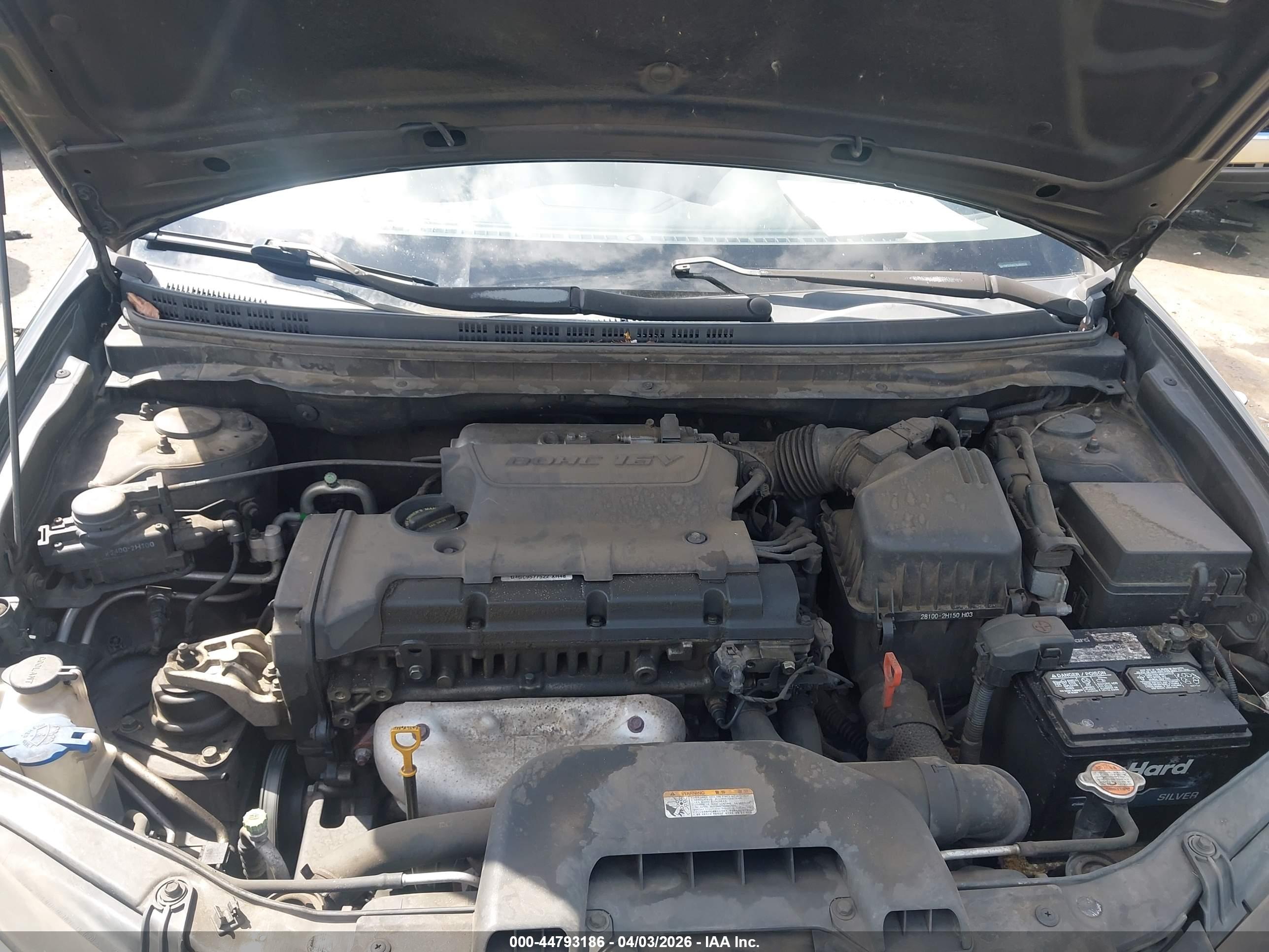 HYUNDAI ELANTRA image 10