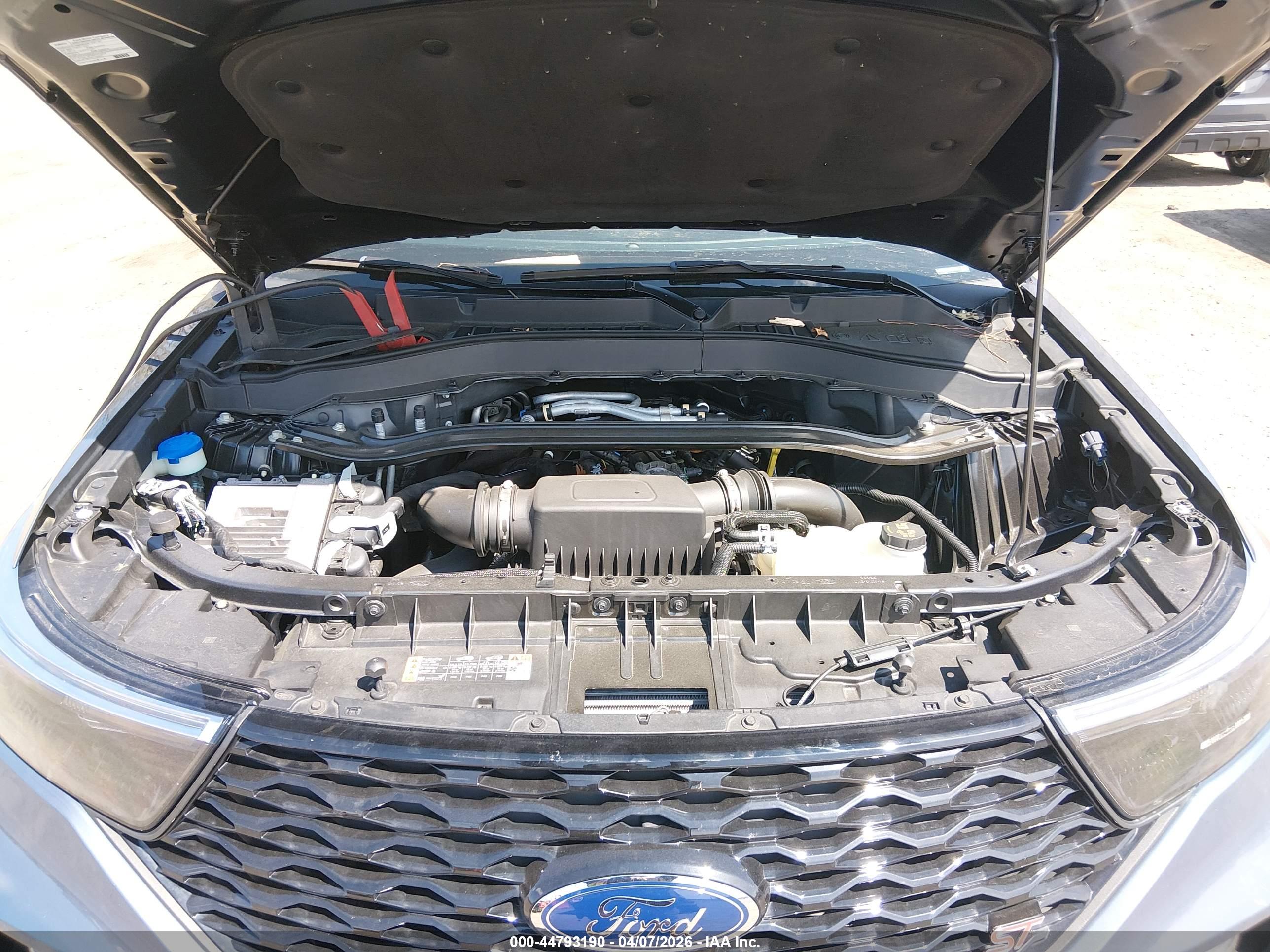 FORD EXPLORER image 10