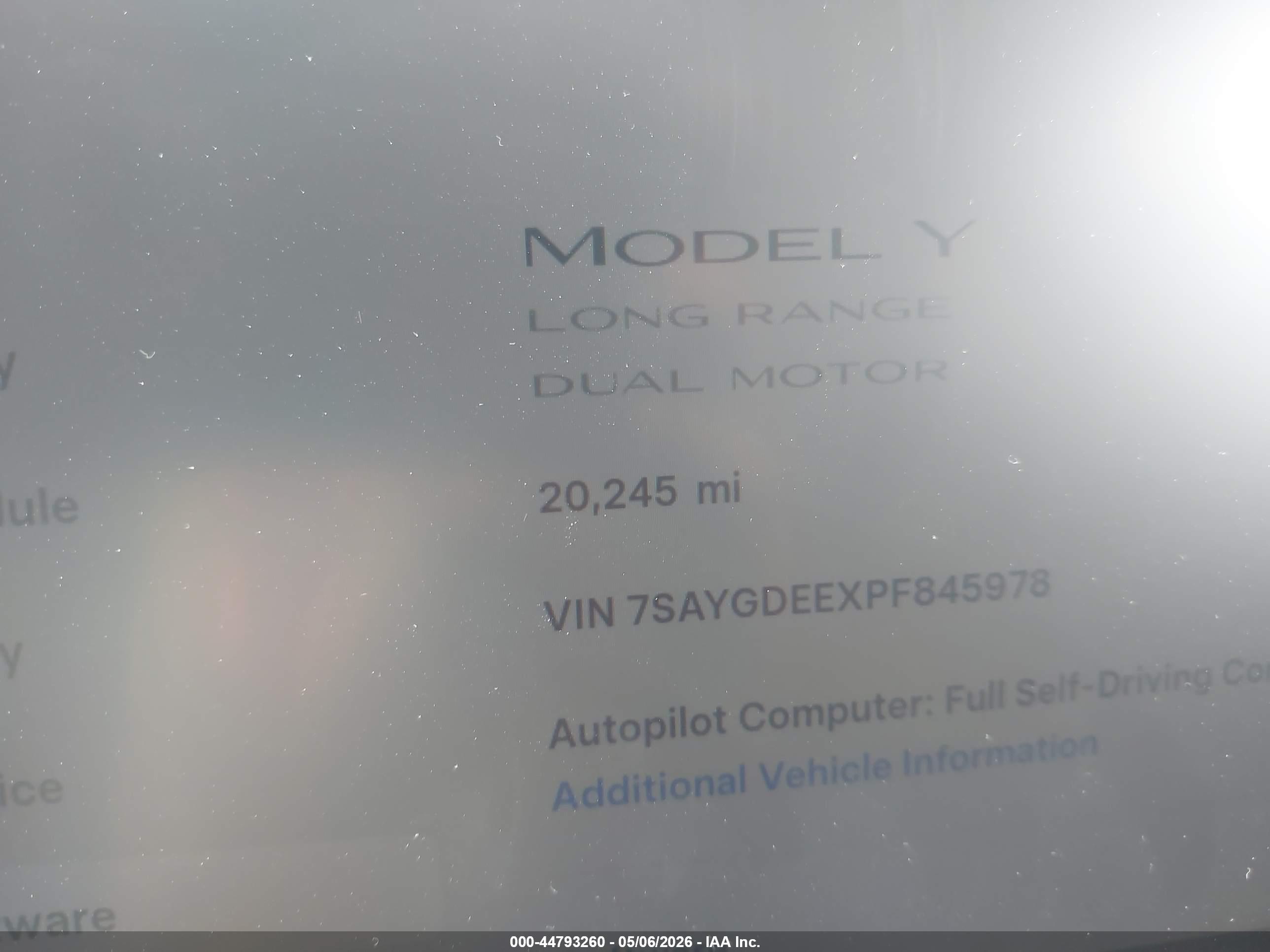 TESLA MODEL image 7