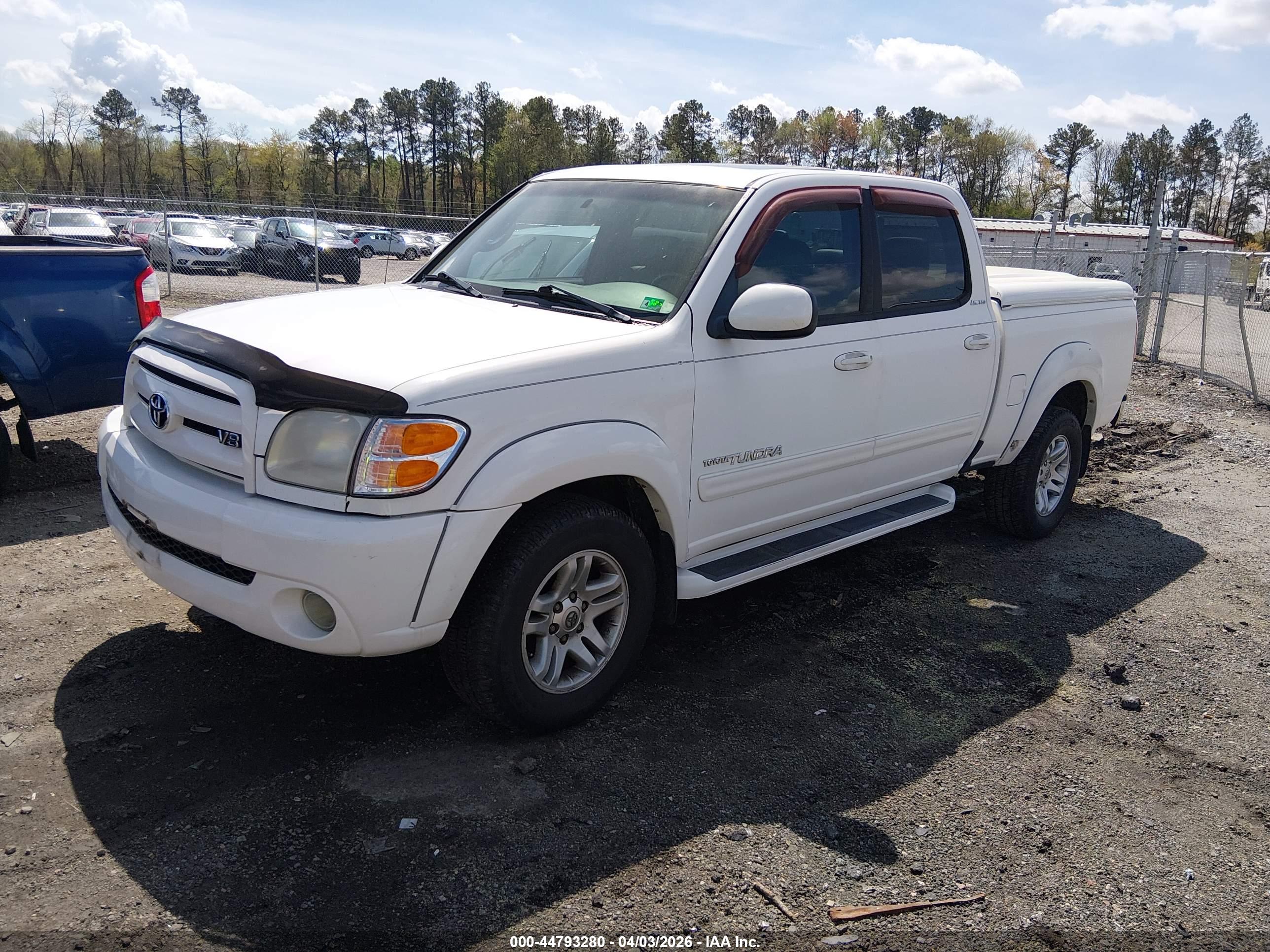 TOYOTA TUNDRA image 2