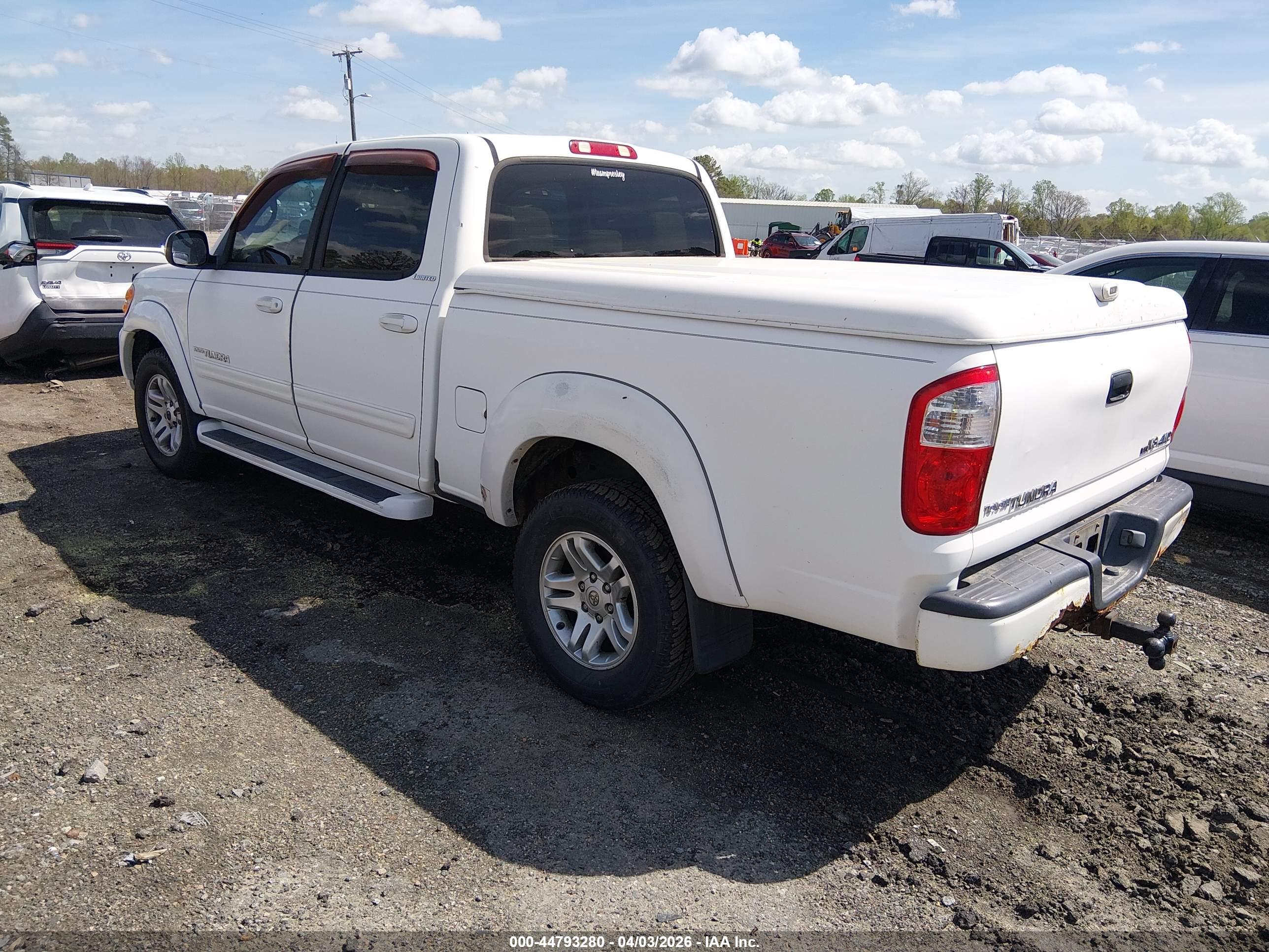 TOYOTA TUNDRA image 3