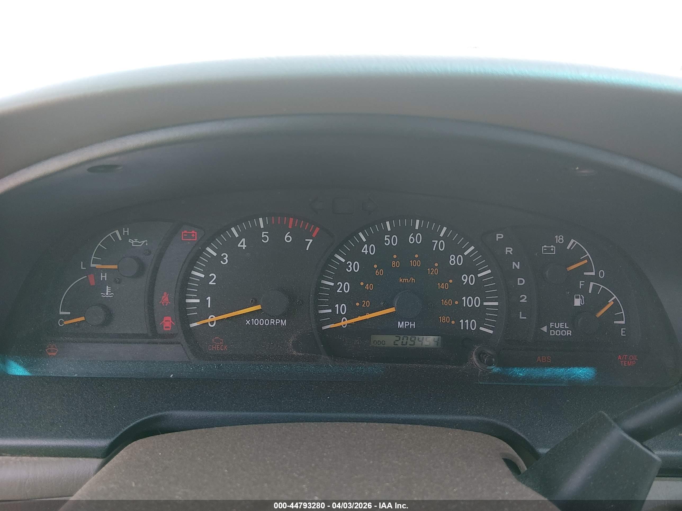 TOYOTA TUNDRA image 7
