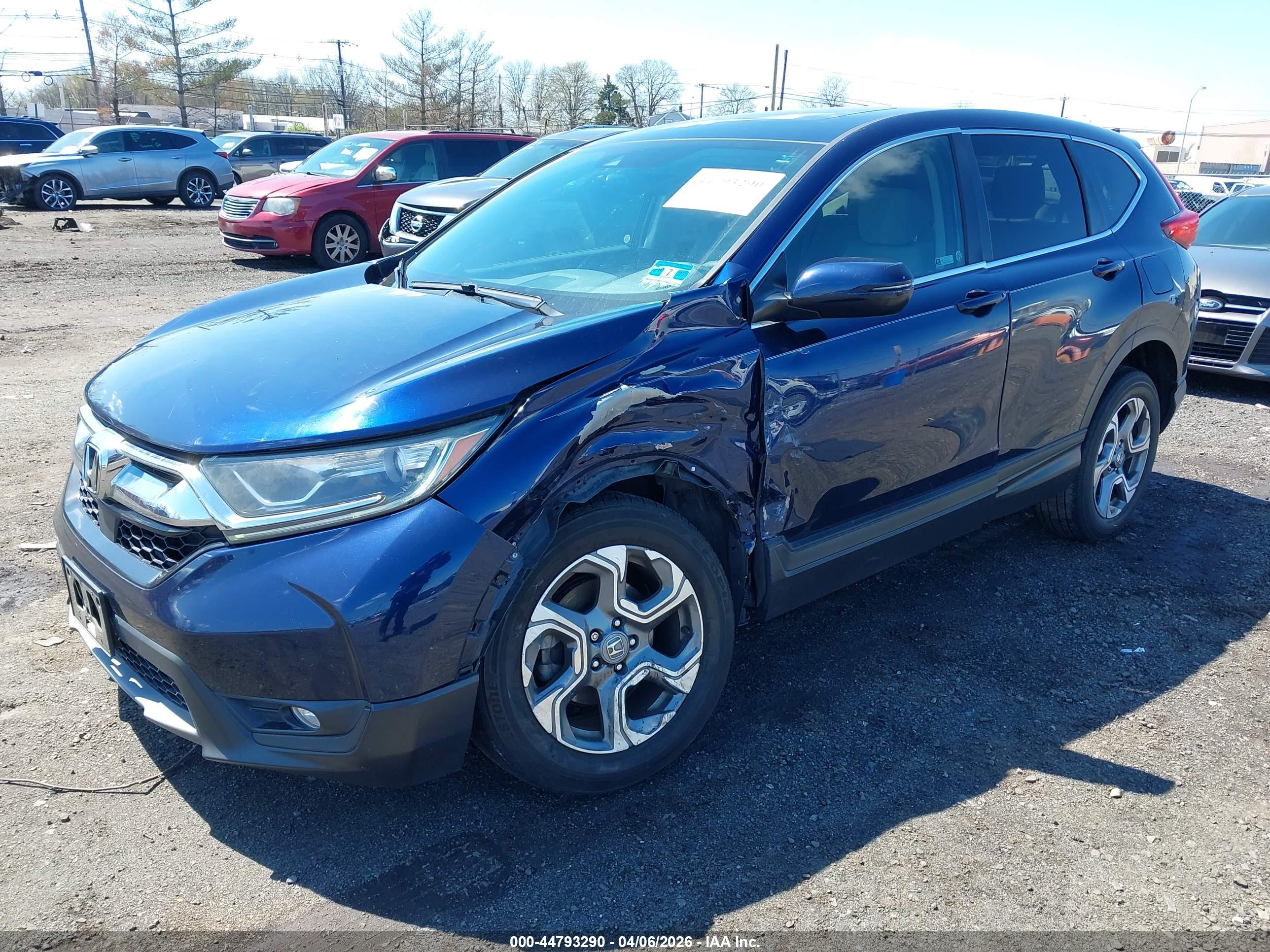 HONDA CR-V image 2