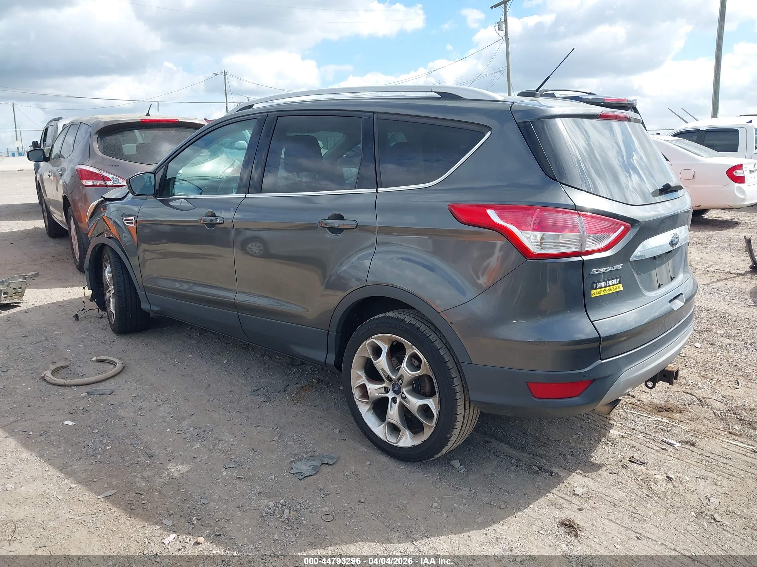FORD ESCAPE image 3