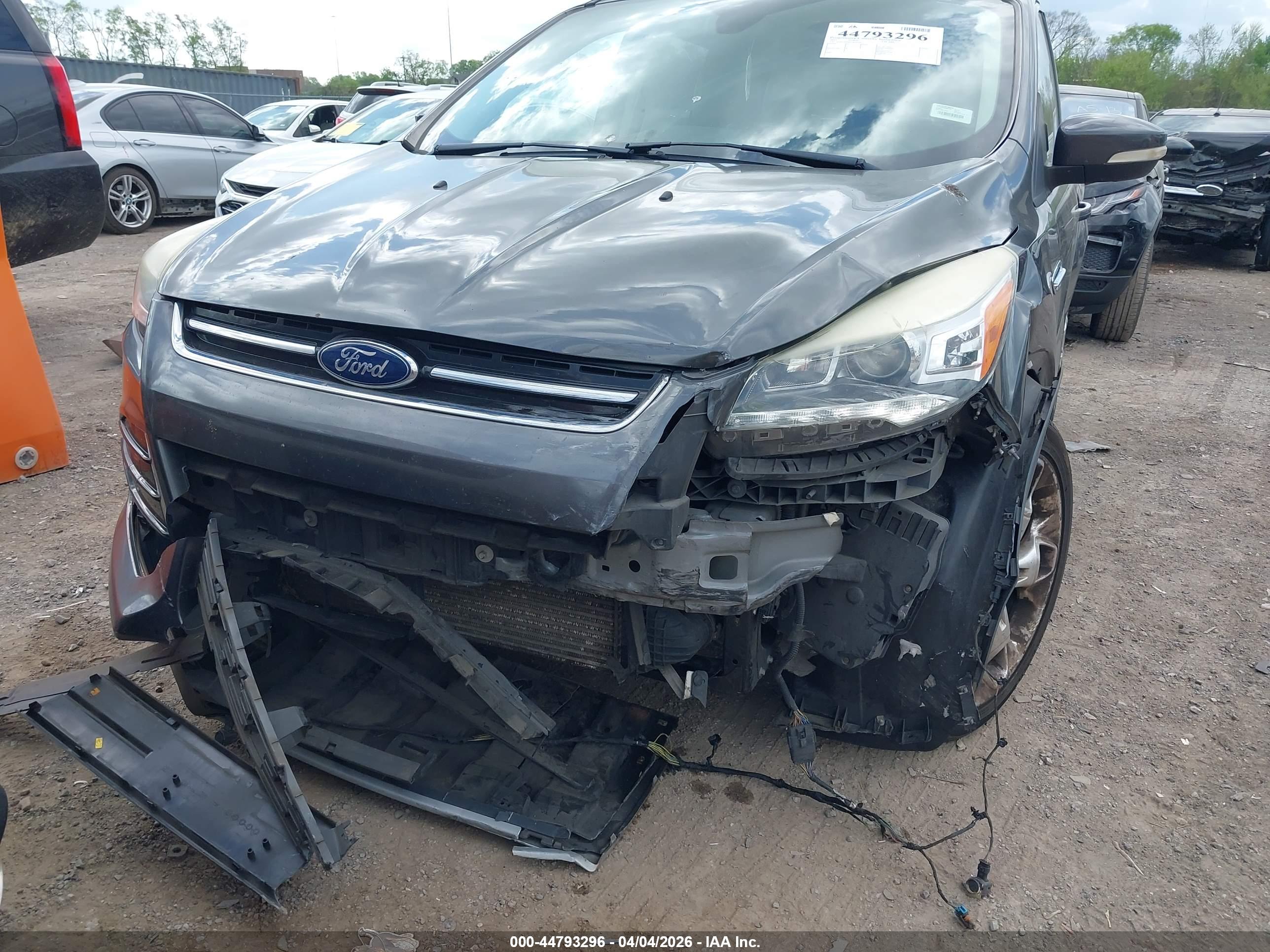 FORD ESCAPE image 6