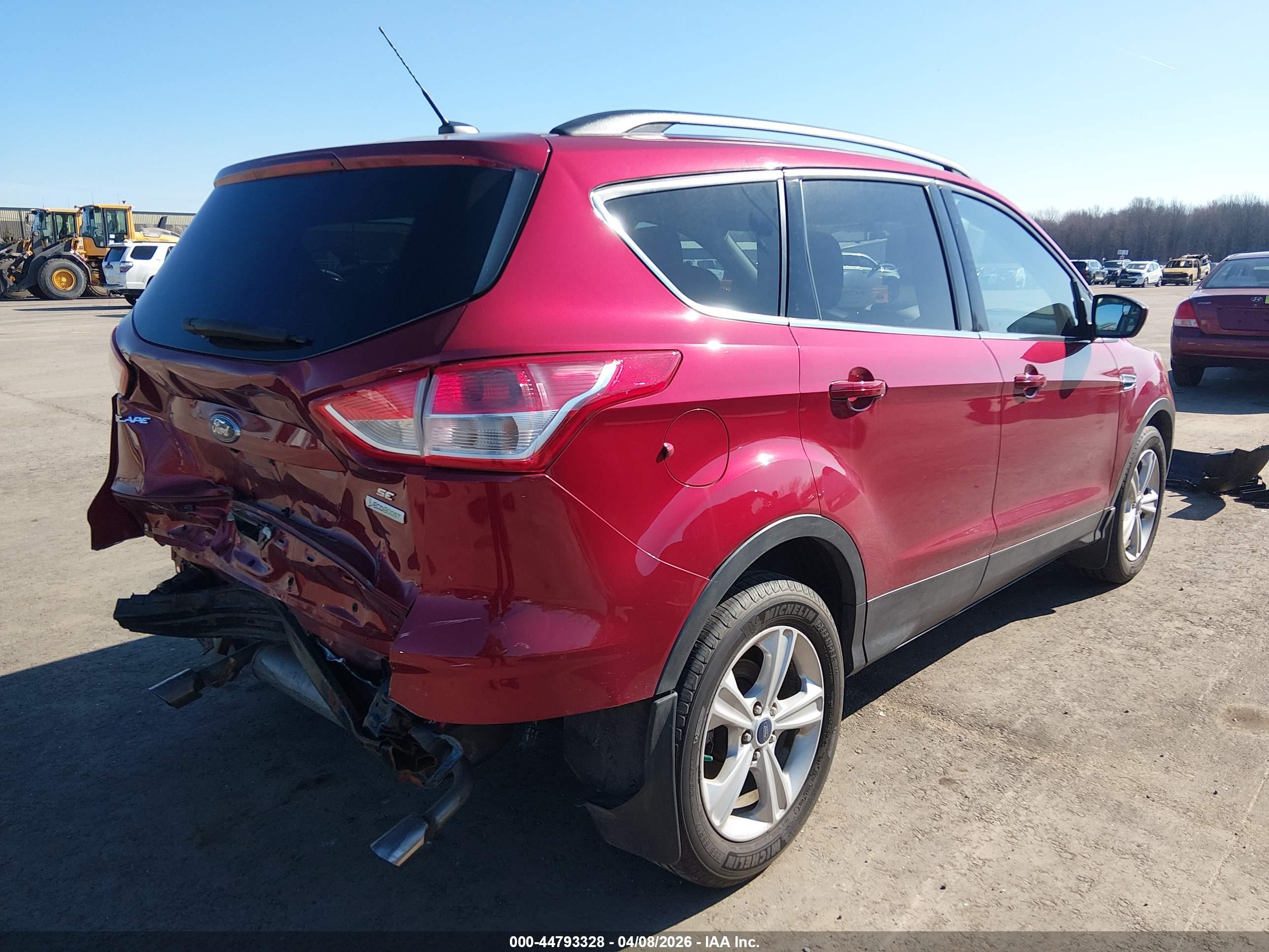 FORD ESCAPE image 4