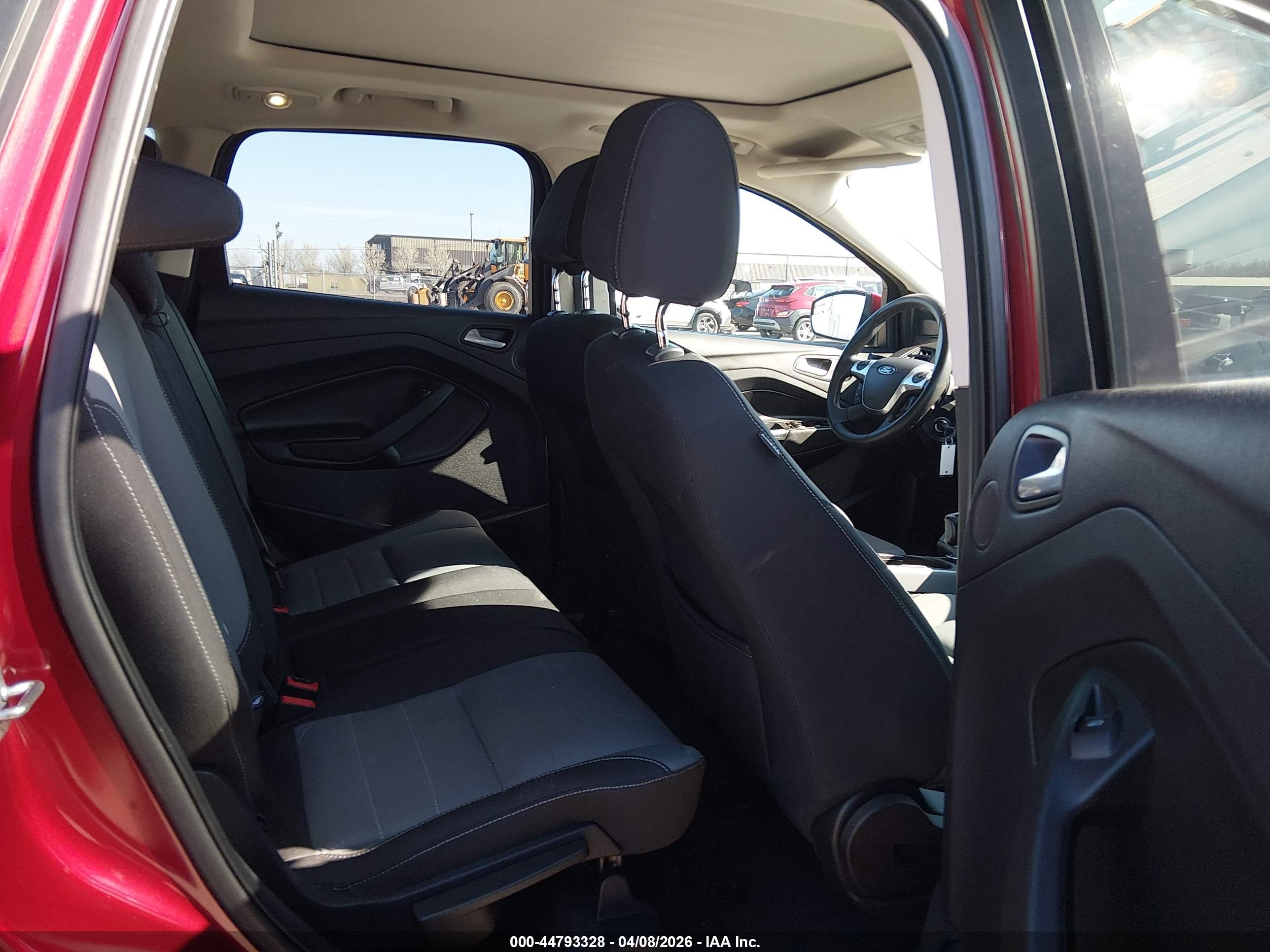 FORD ESCAPE image 8