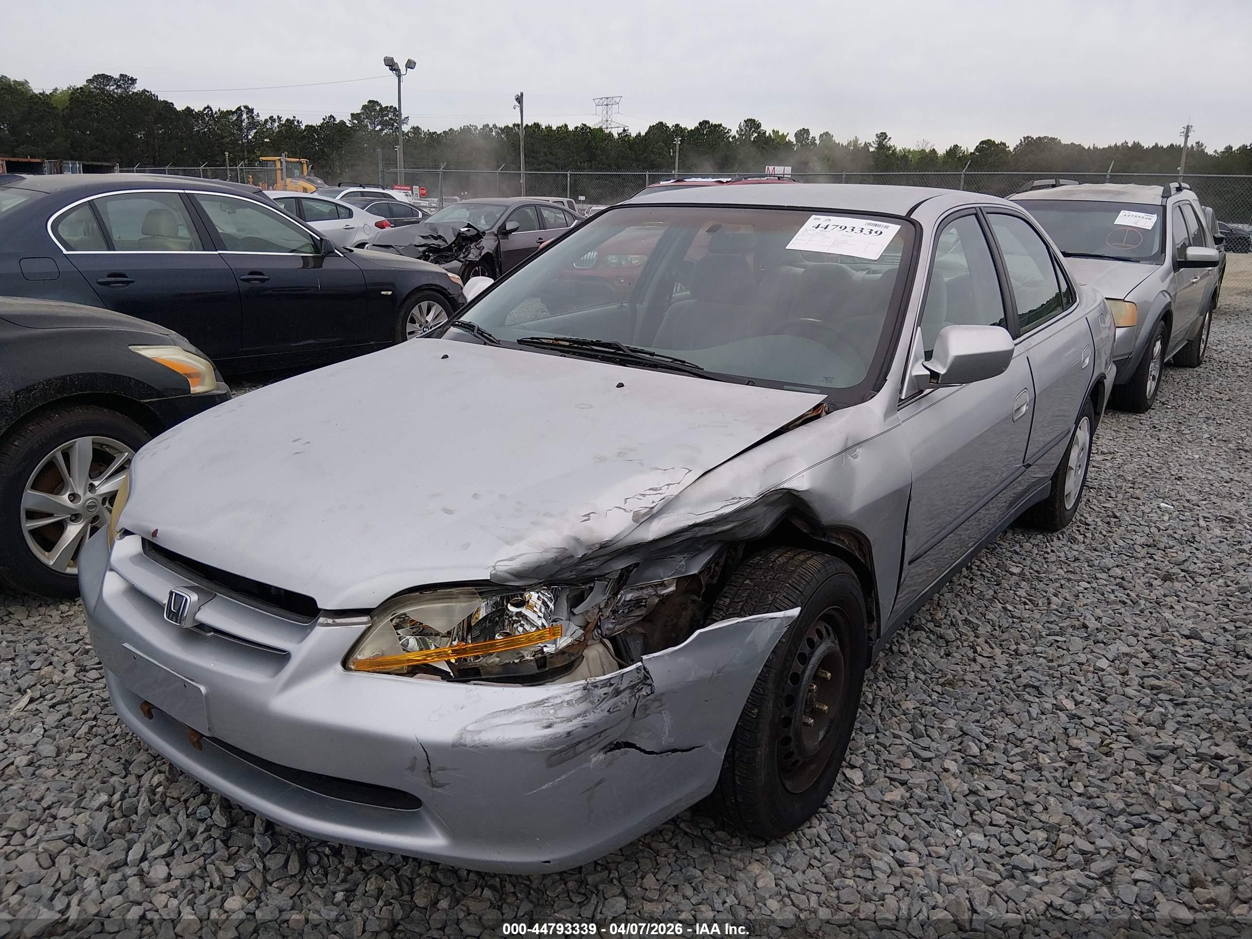 HONDA ACCORD image 2