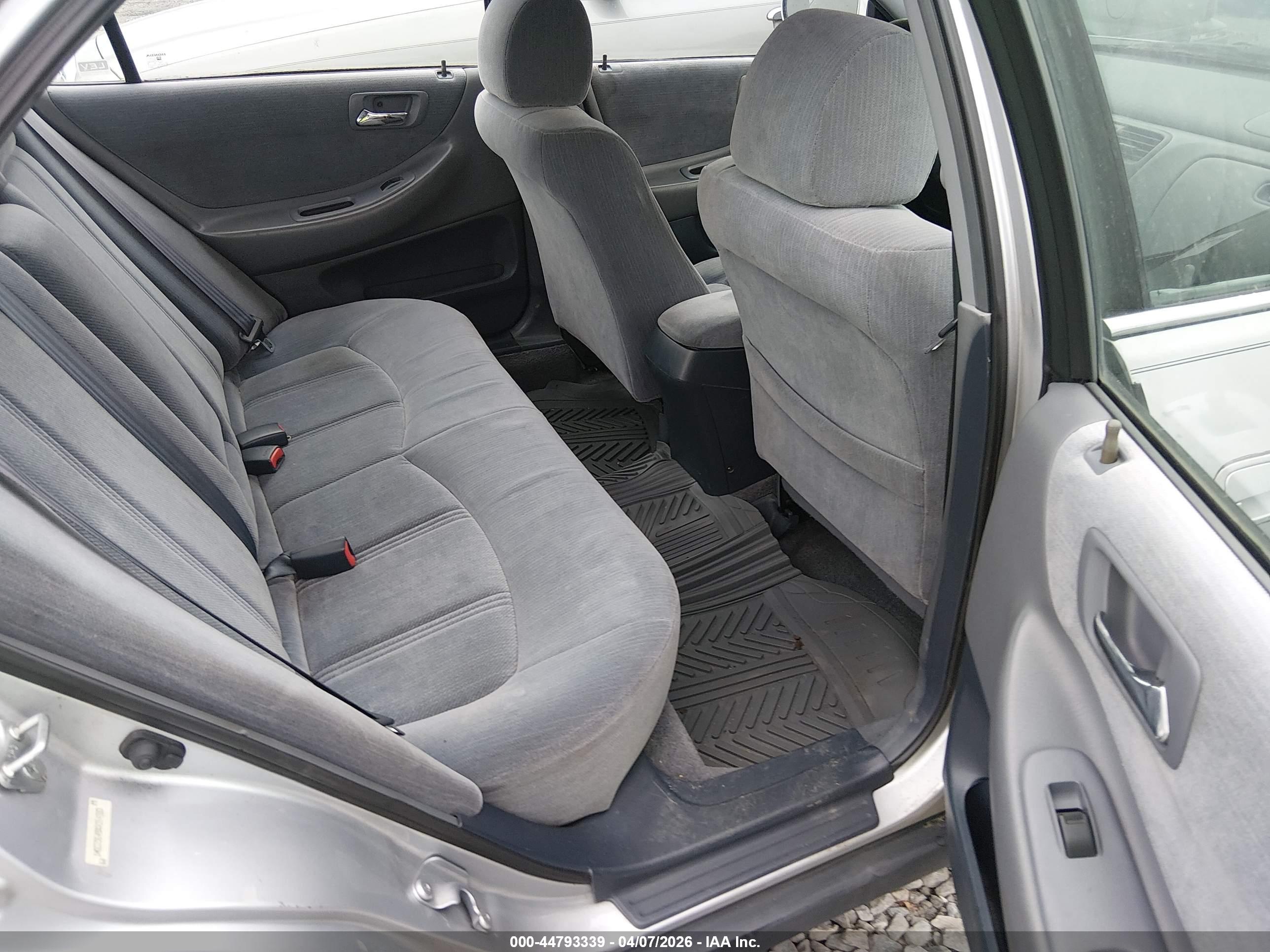 HONDA ACCORD image 8