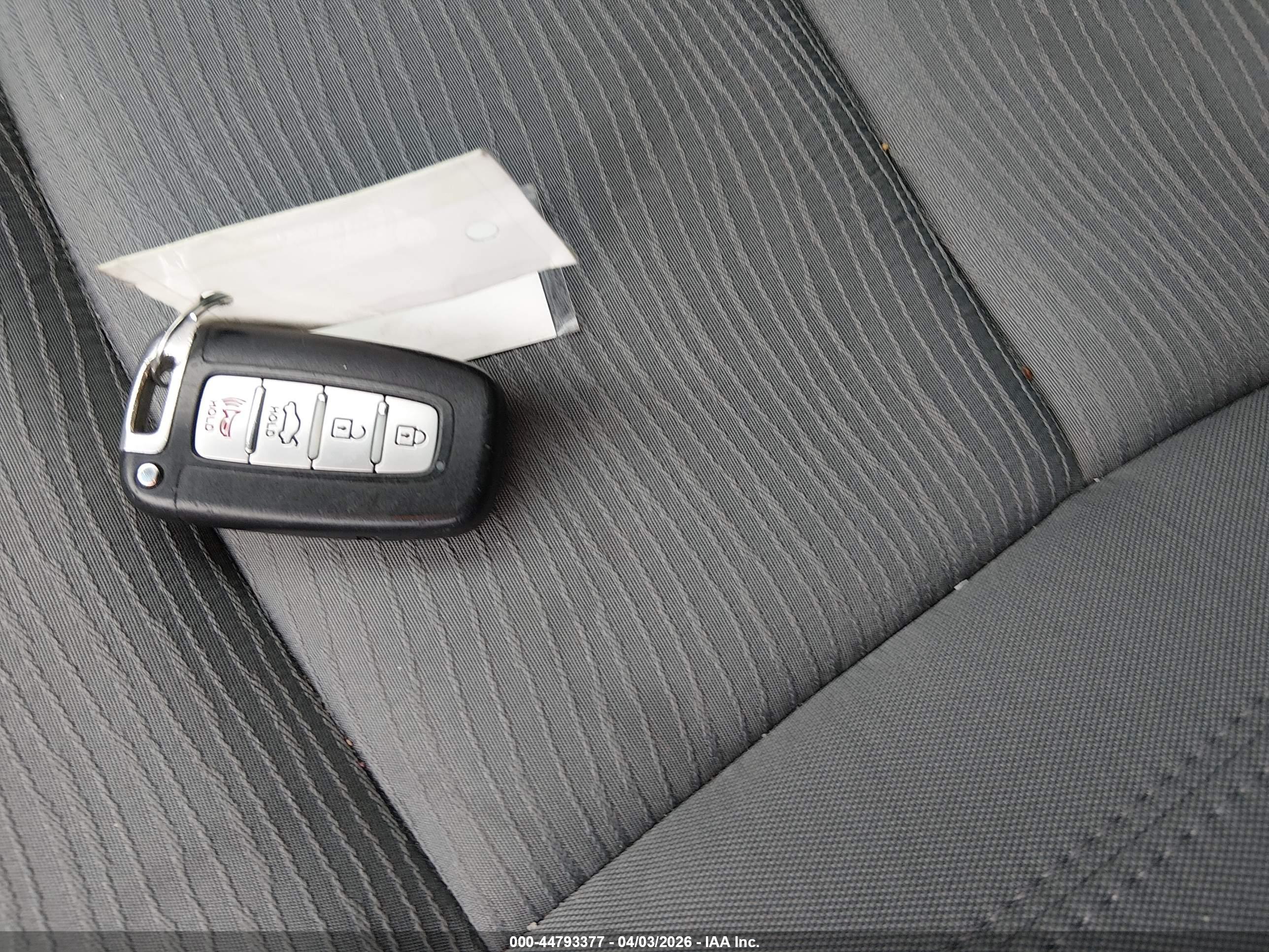 HYUNDAI SONATA image 11