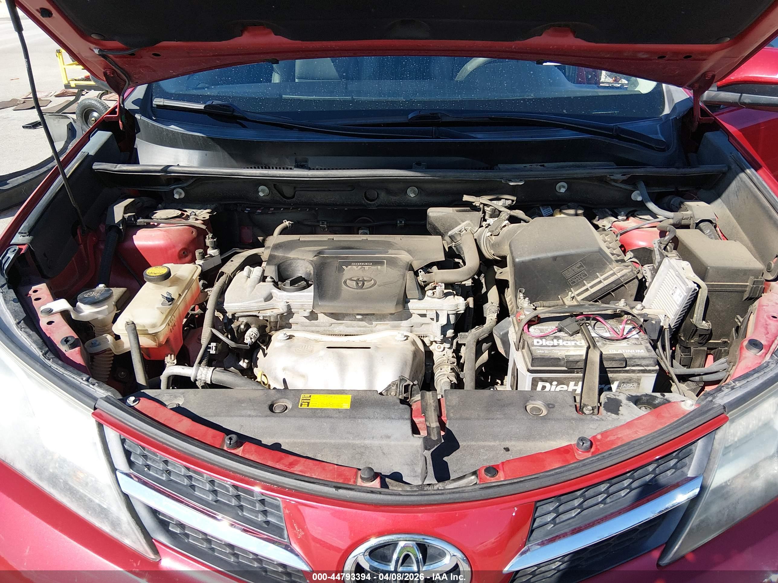 TOYOTA RAV4 image 10