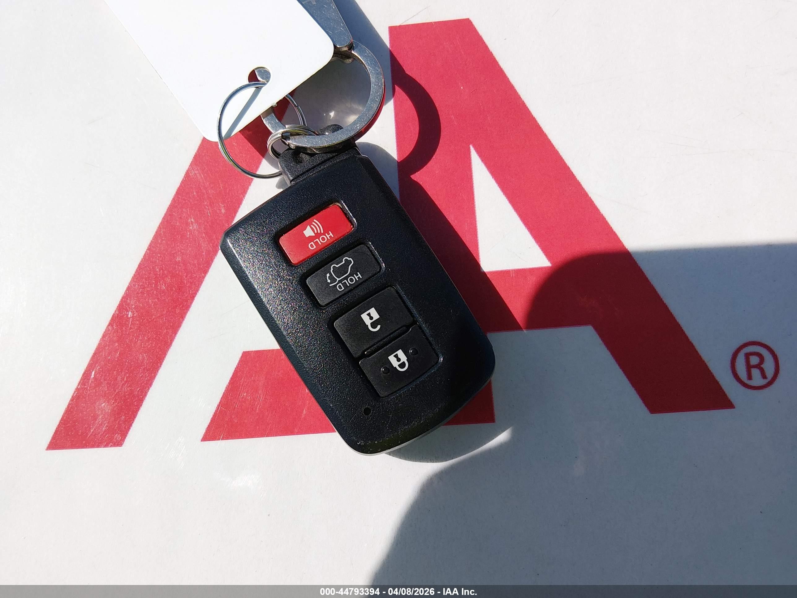 TOYOTA RAV4 image 11