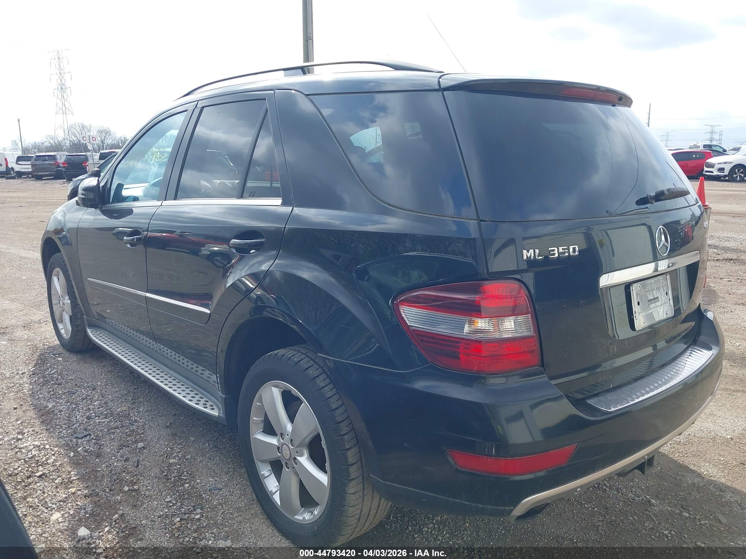MERCEDES-BENZ ML image 3